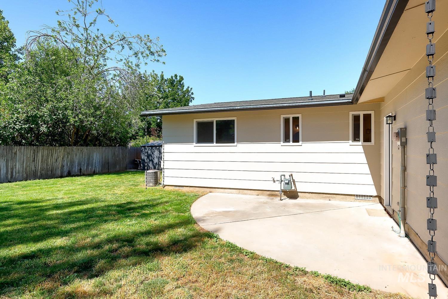 8505 W Canterbury Dr Property Photo 38