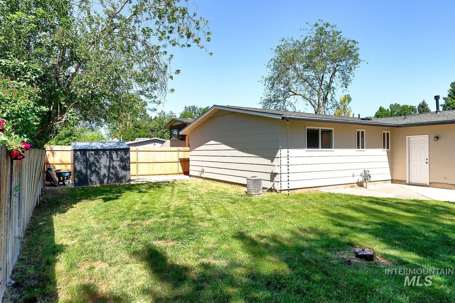8505 W Canterbury Dr Property Photo 41