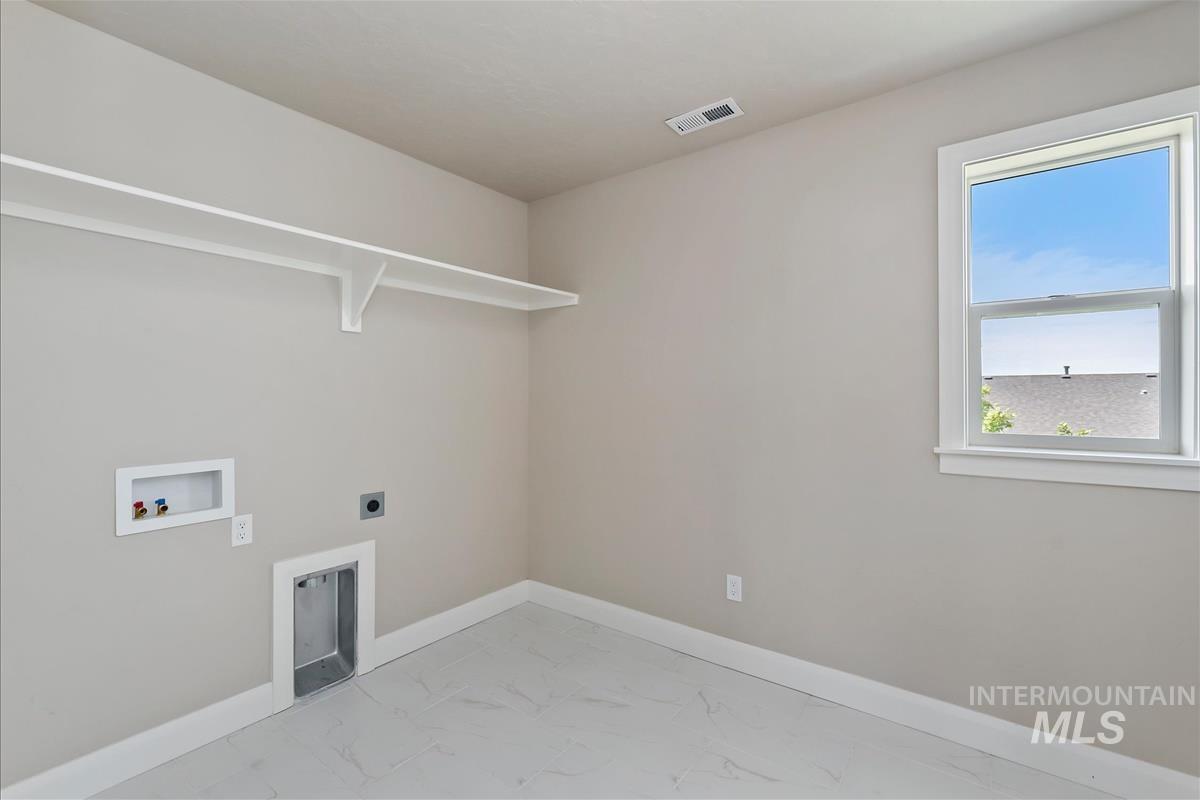 2065 N Sombrero Ave Property Photo 31