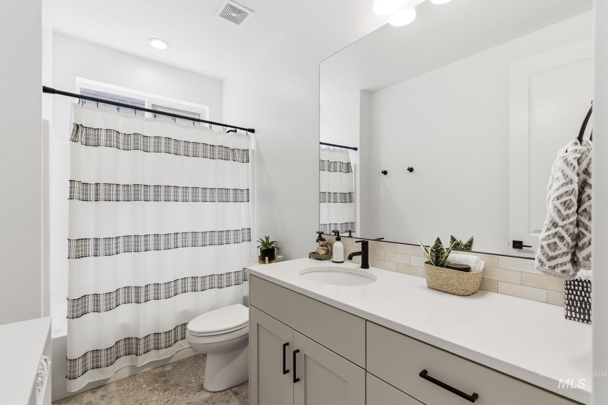 4275 N Brody Way Property Photo 32