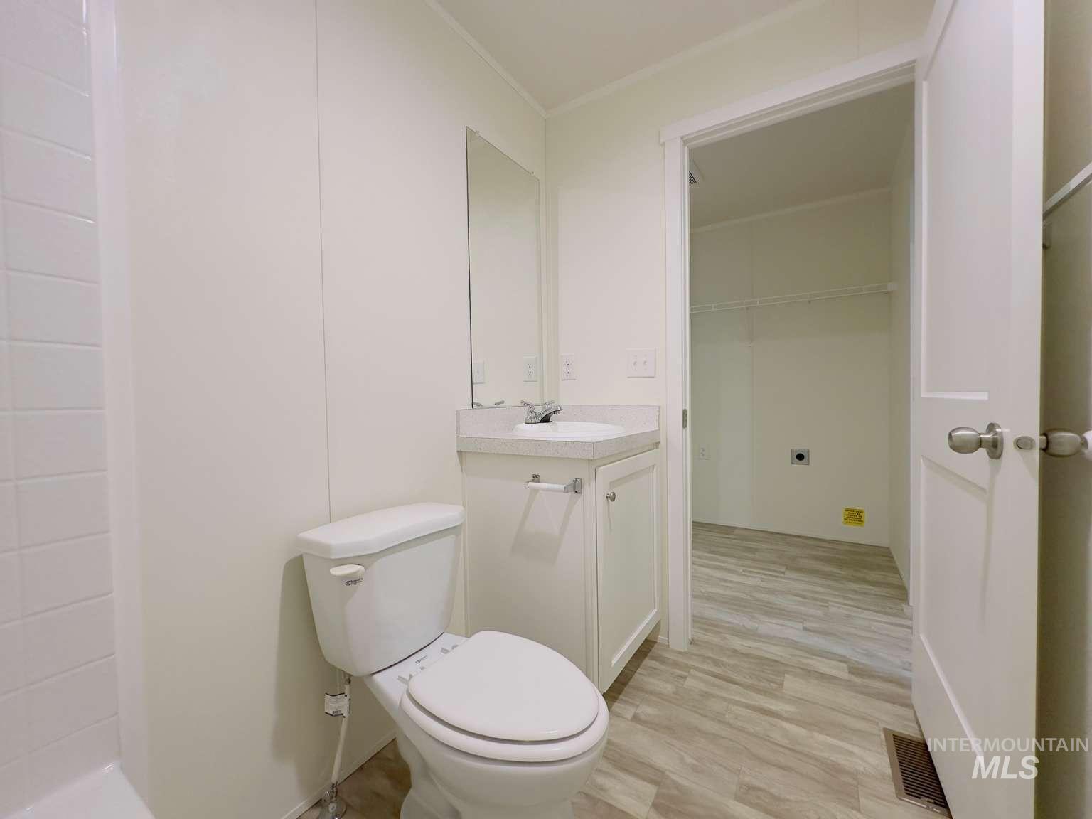 5 Kokanee Ln Property Photo 12