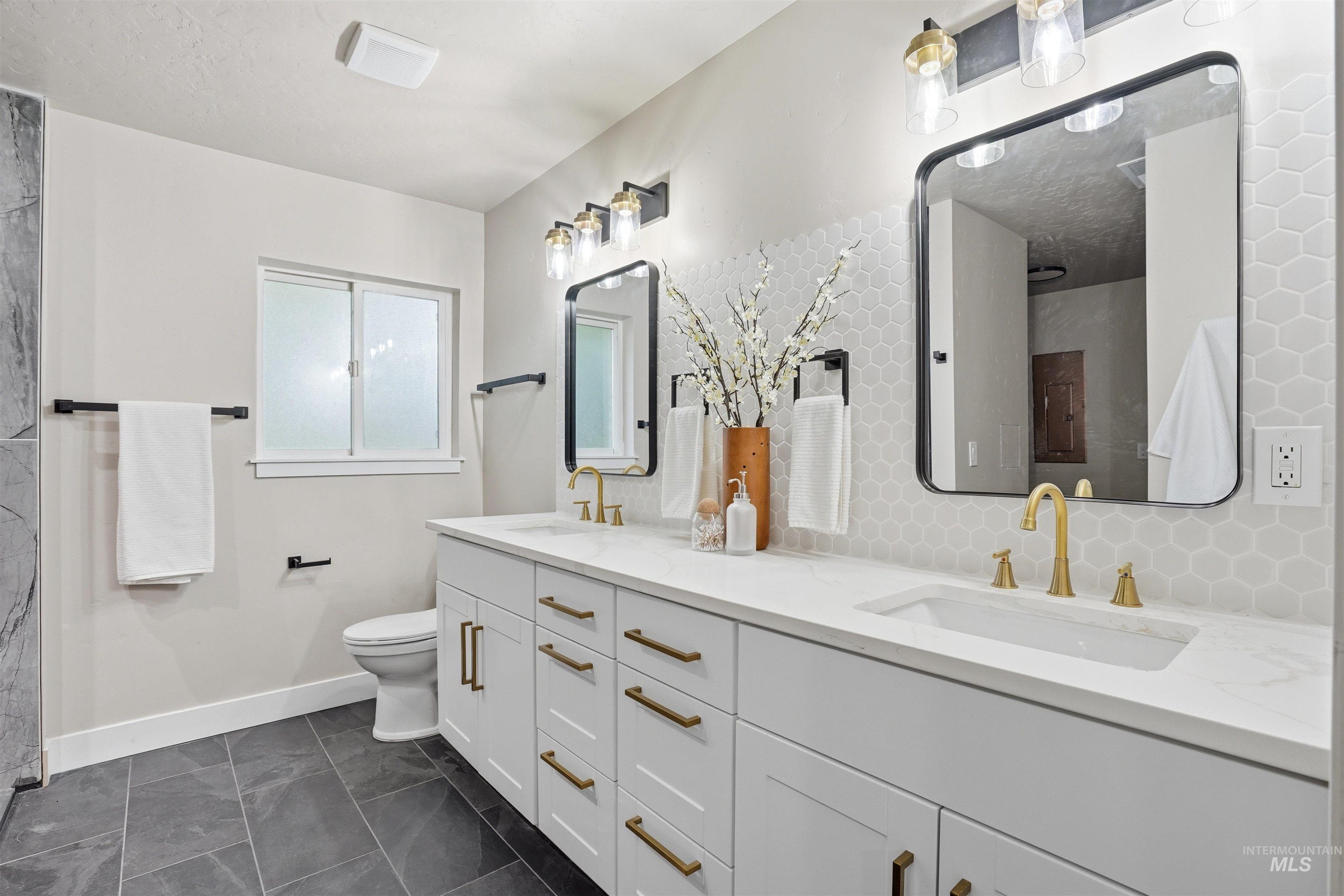 25238 Geri Ln Property Photo 18