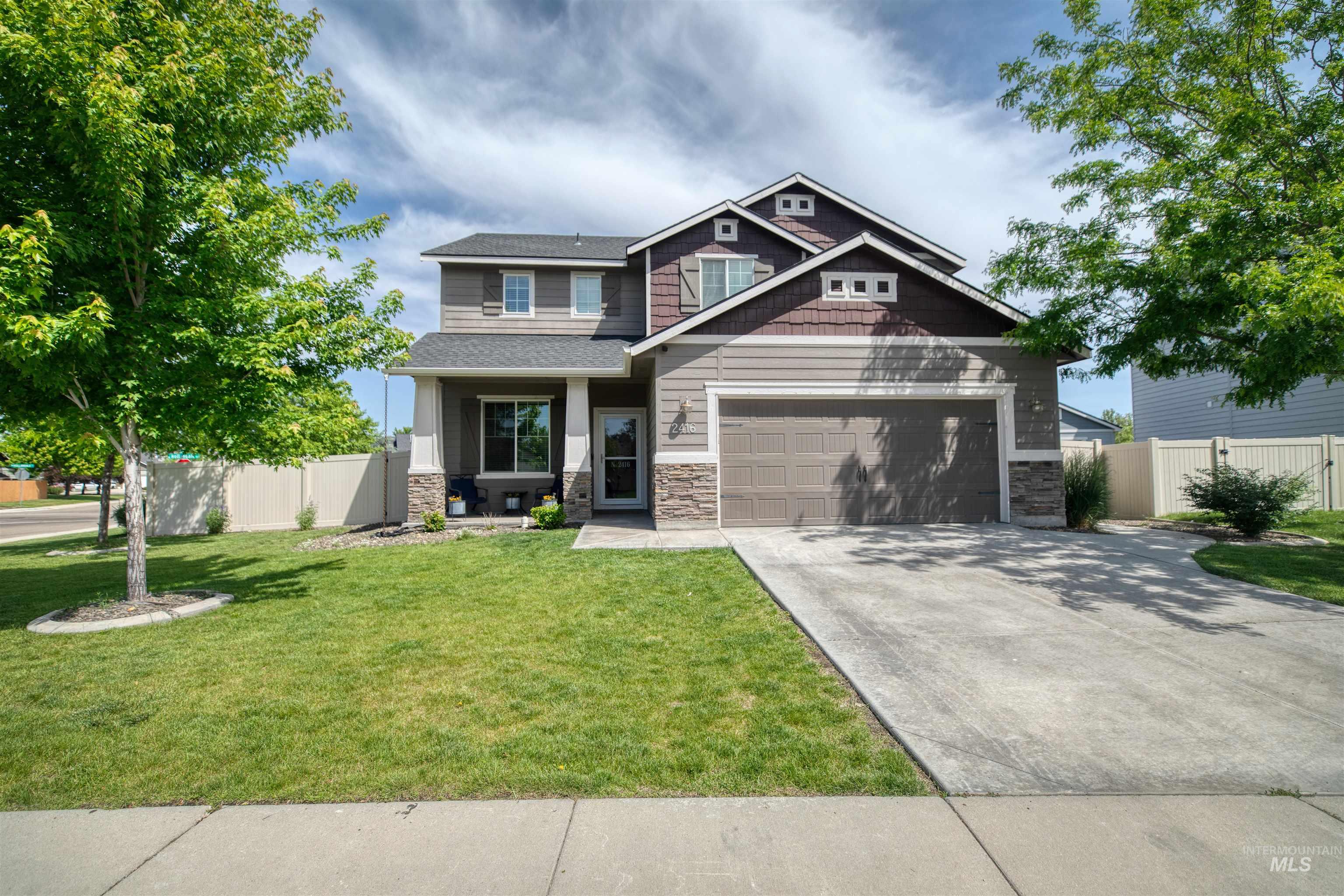 2416 S Sumpter Way Property Photo 2