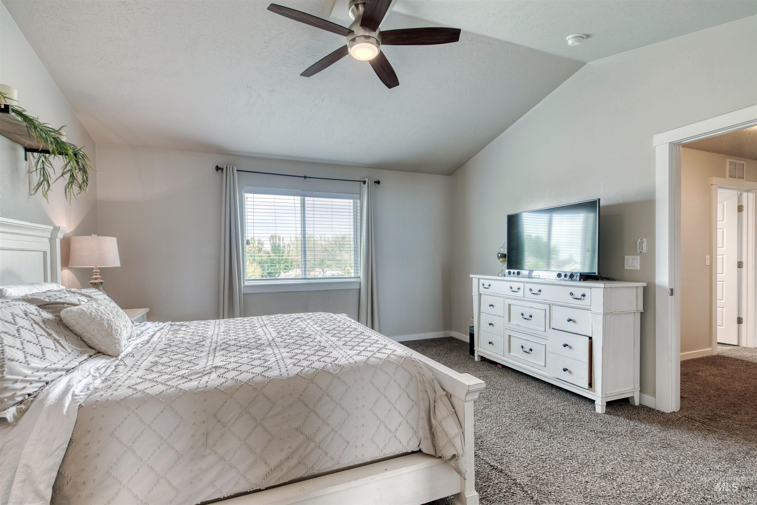 2416 S Sumpter Way Property Photo 16