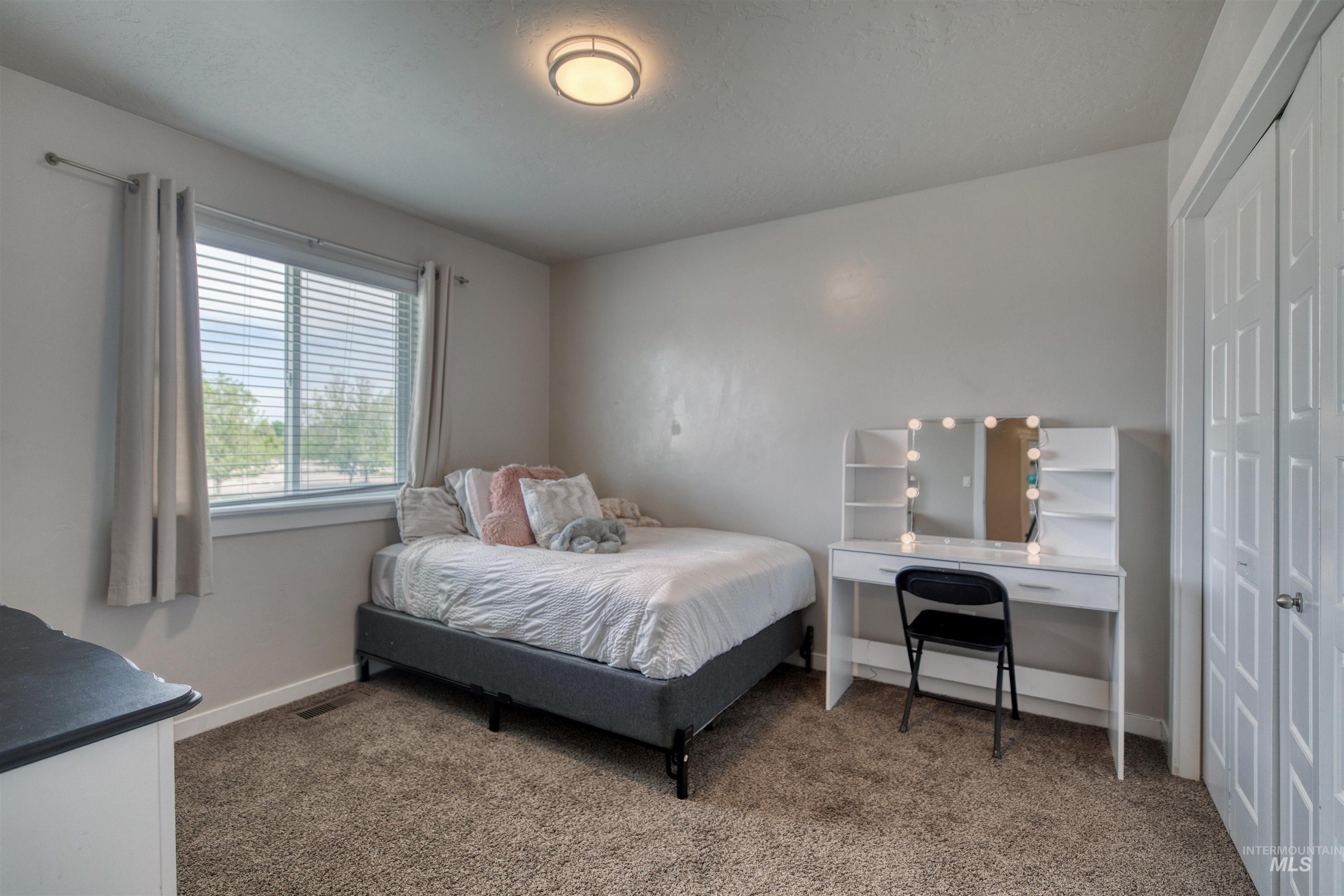 2416 S Sumpter Way Property Photo 22