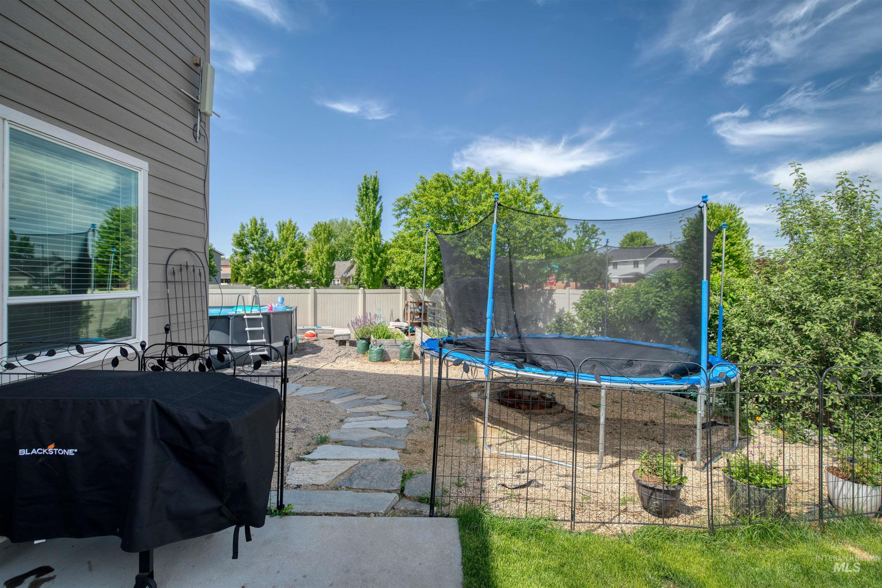2416 S Sumpter Way Property Photo 35