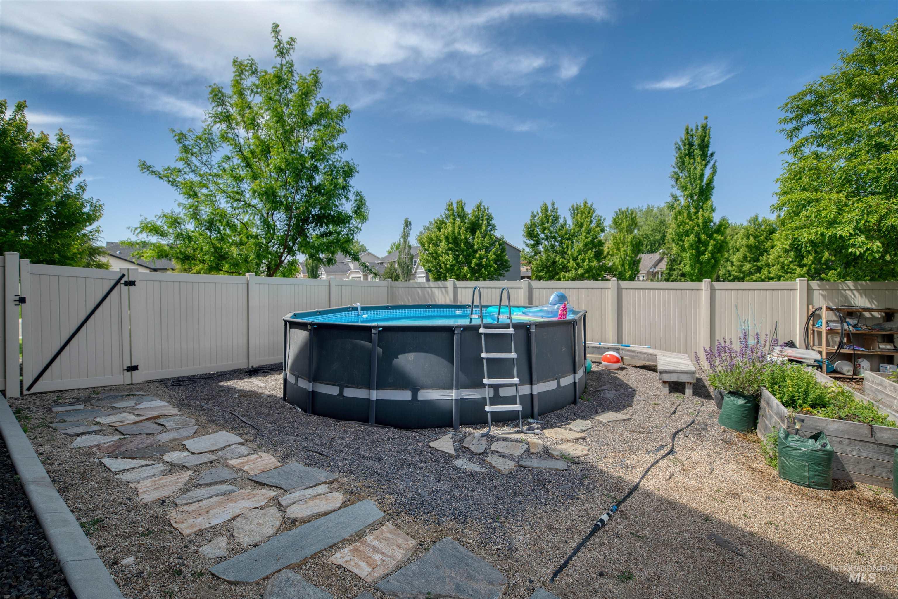 2416 S Sumpter Way Property Photo 36