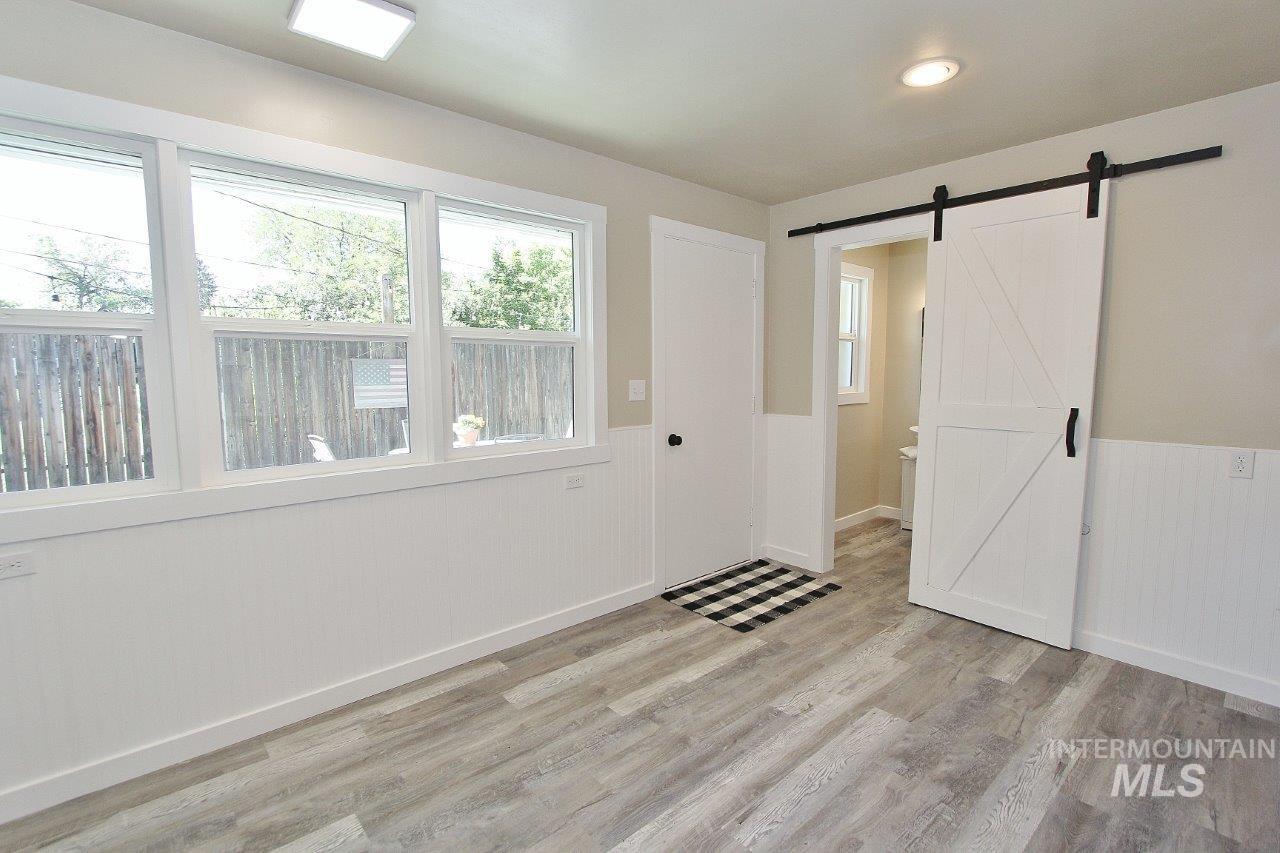 520 E Logan Property Photo 24