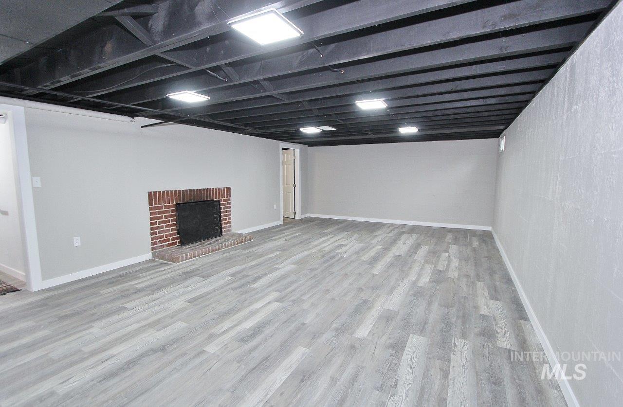 520 E Logan Property Photo 30