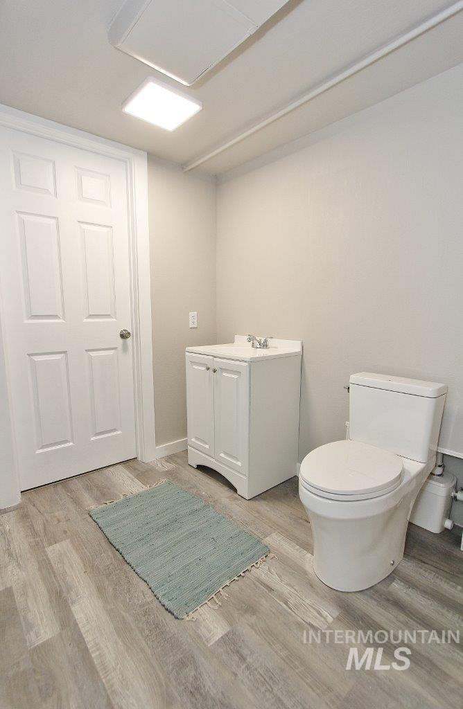 520 E Logan Property Photo 34