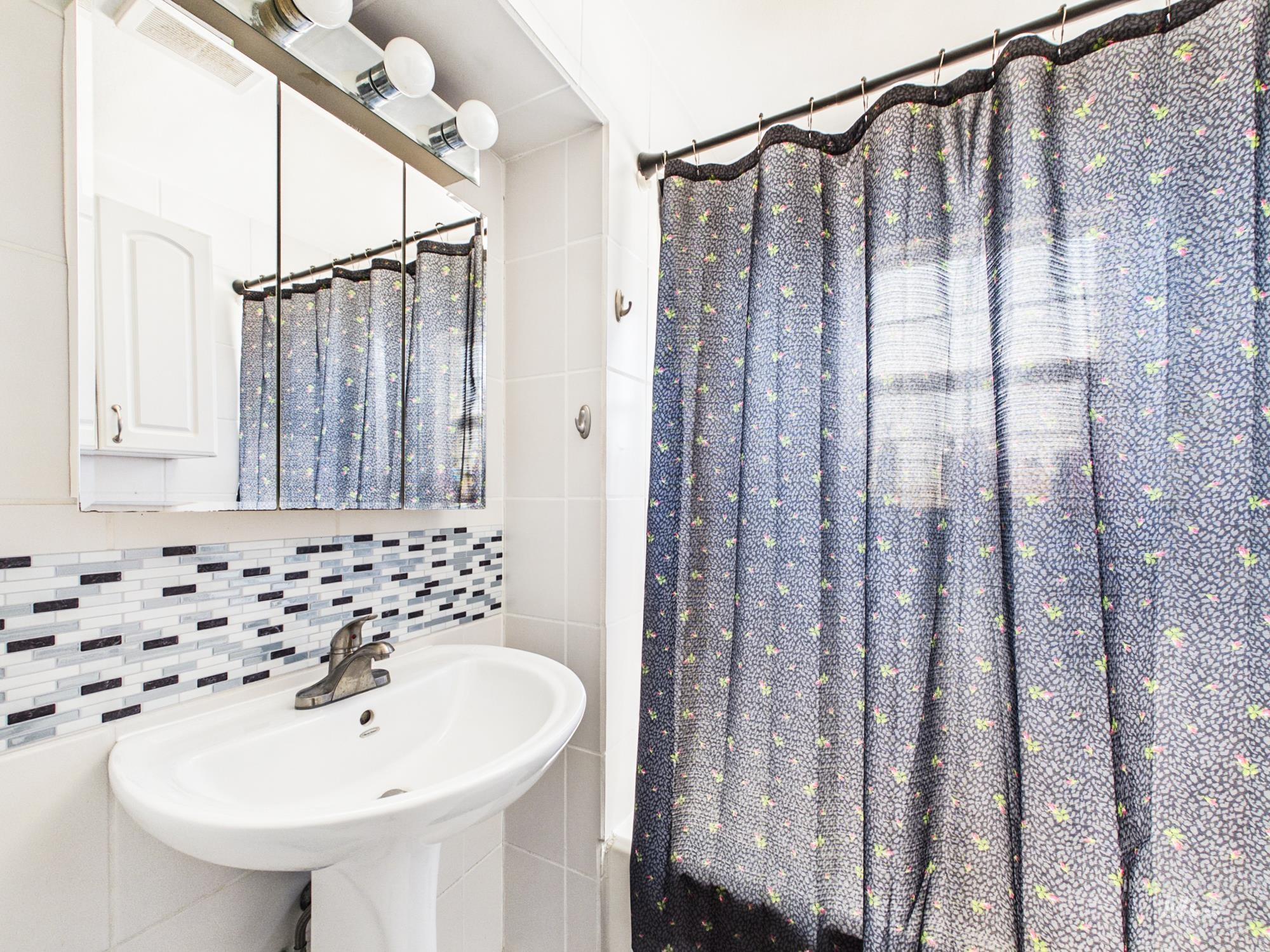 1507 19th Ave Property Photo 7