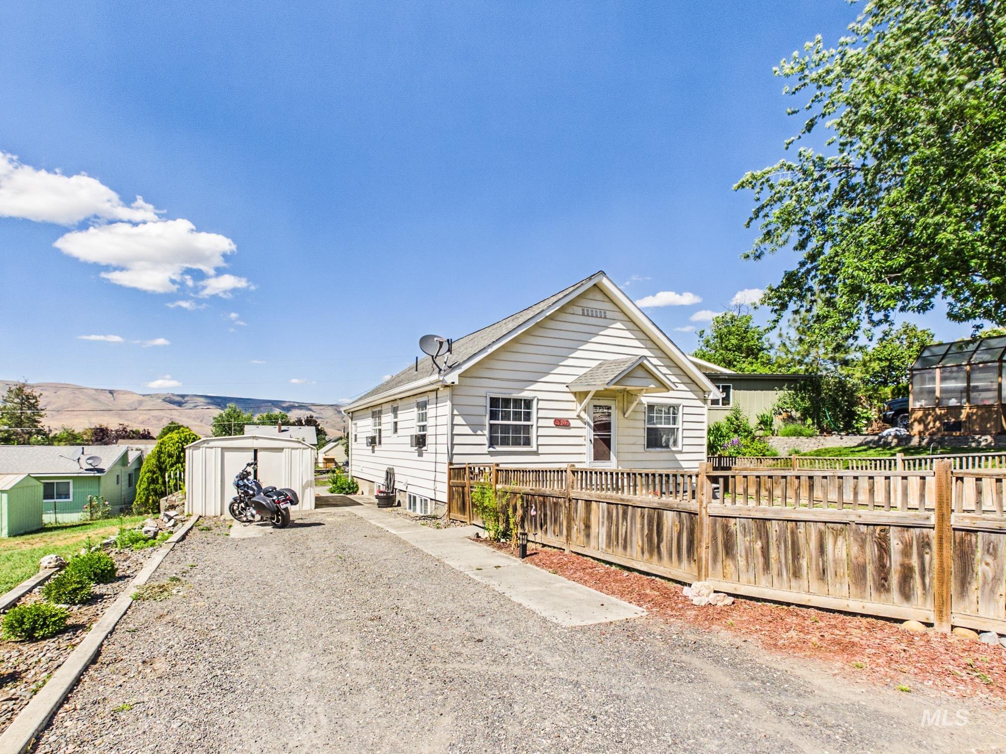 1507 19th Ave Property Photo 22