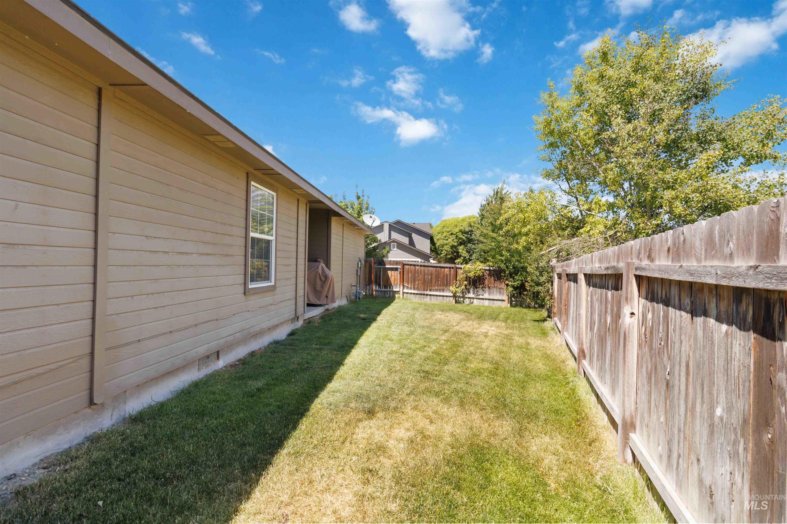 5506 S Pepperview Way Property Photo 26