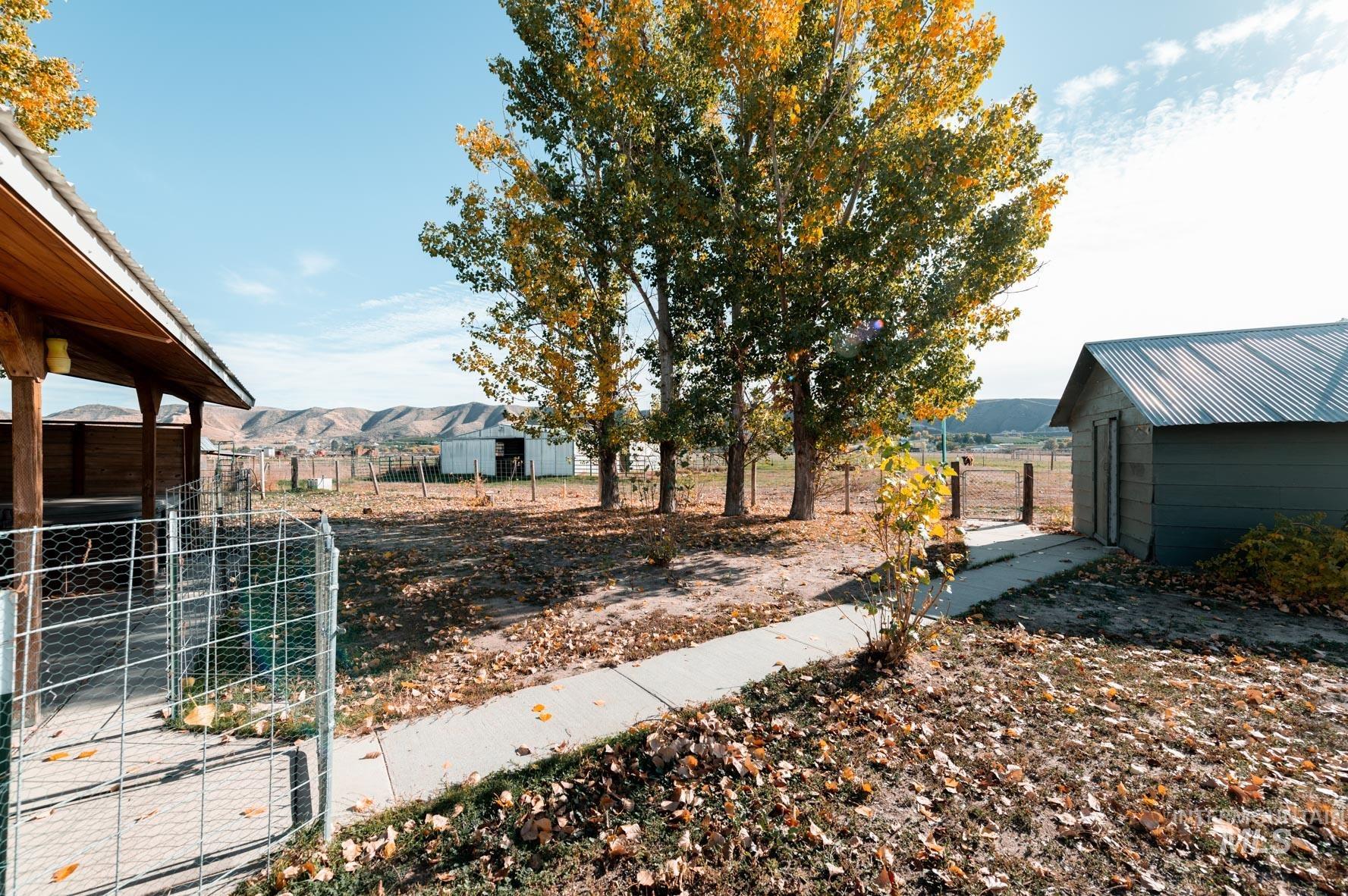 1823 W Sales Yard Rd Property Photo 26
