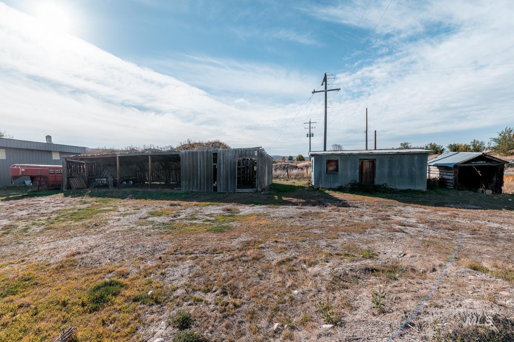 1823 W Sales Yard Rd Property Photo 38