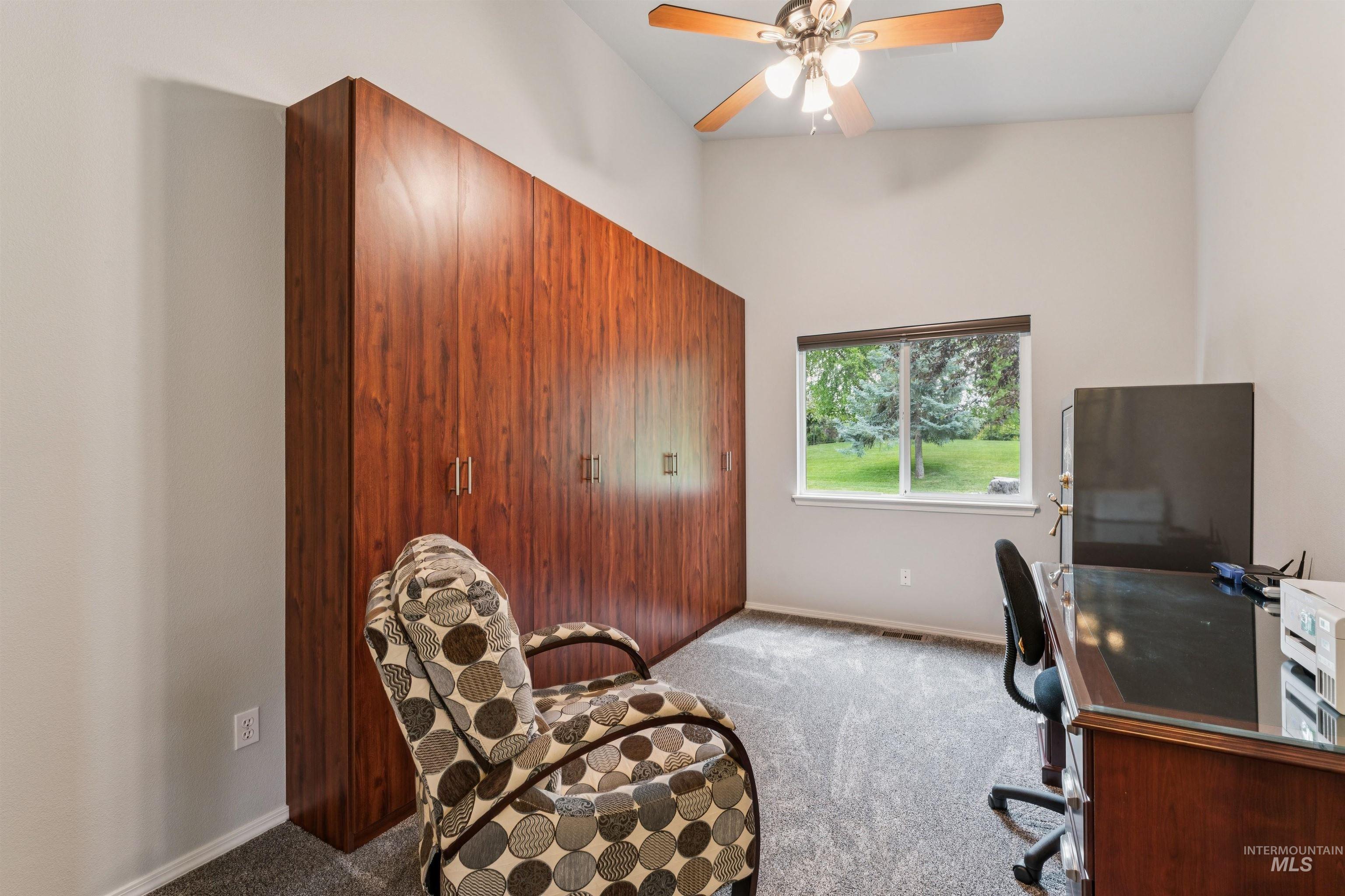 6020 N Cobbler Lane Property Photo 34