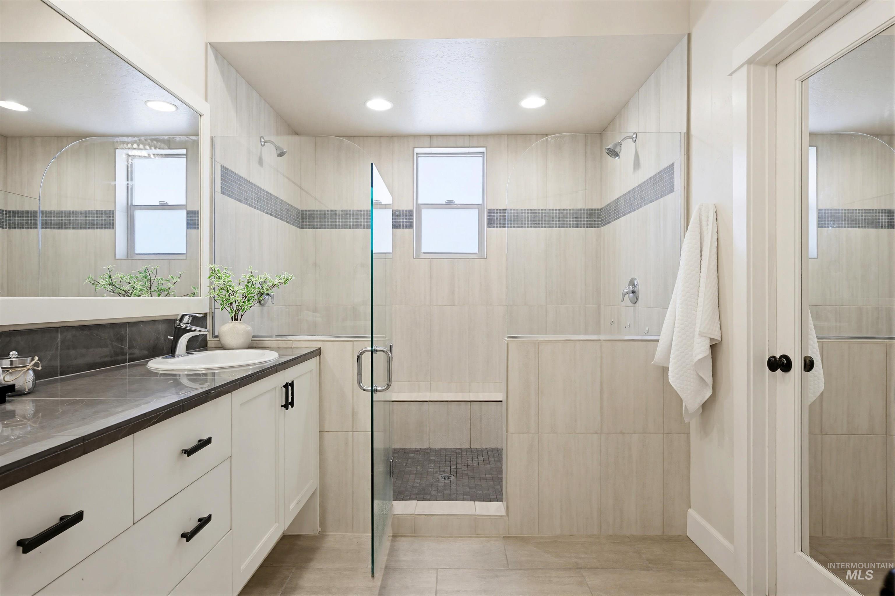 5563 N Mitchum Property Photo 12