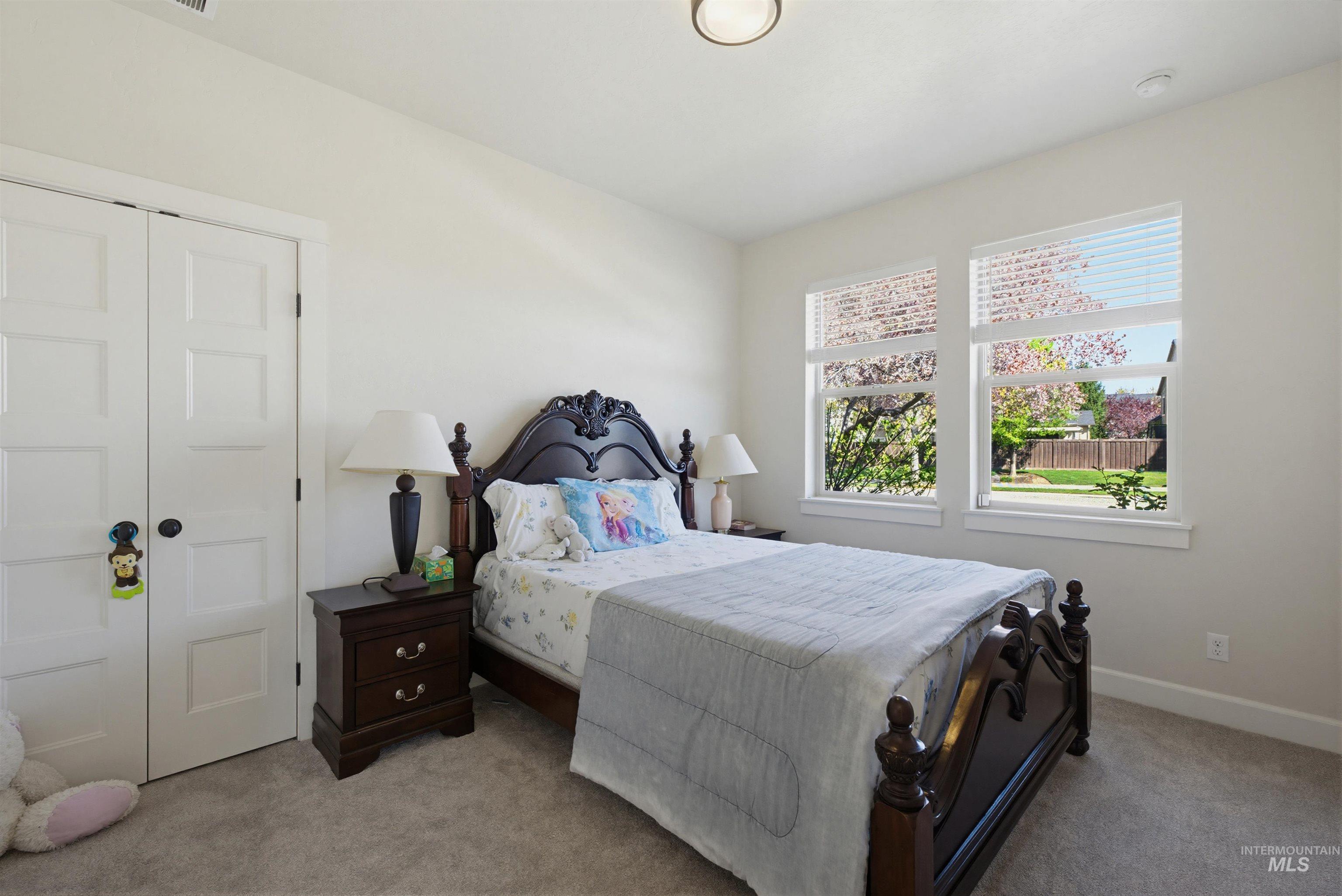 5563 N Mitchum Property Photo 13