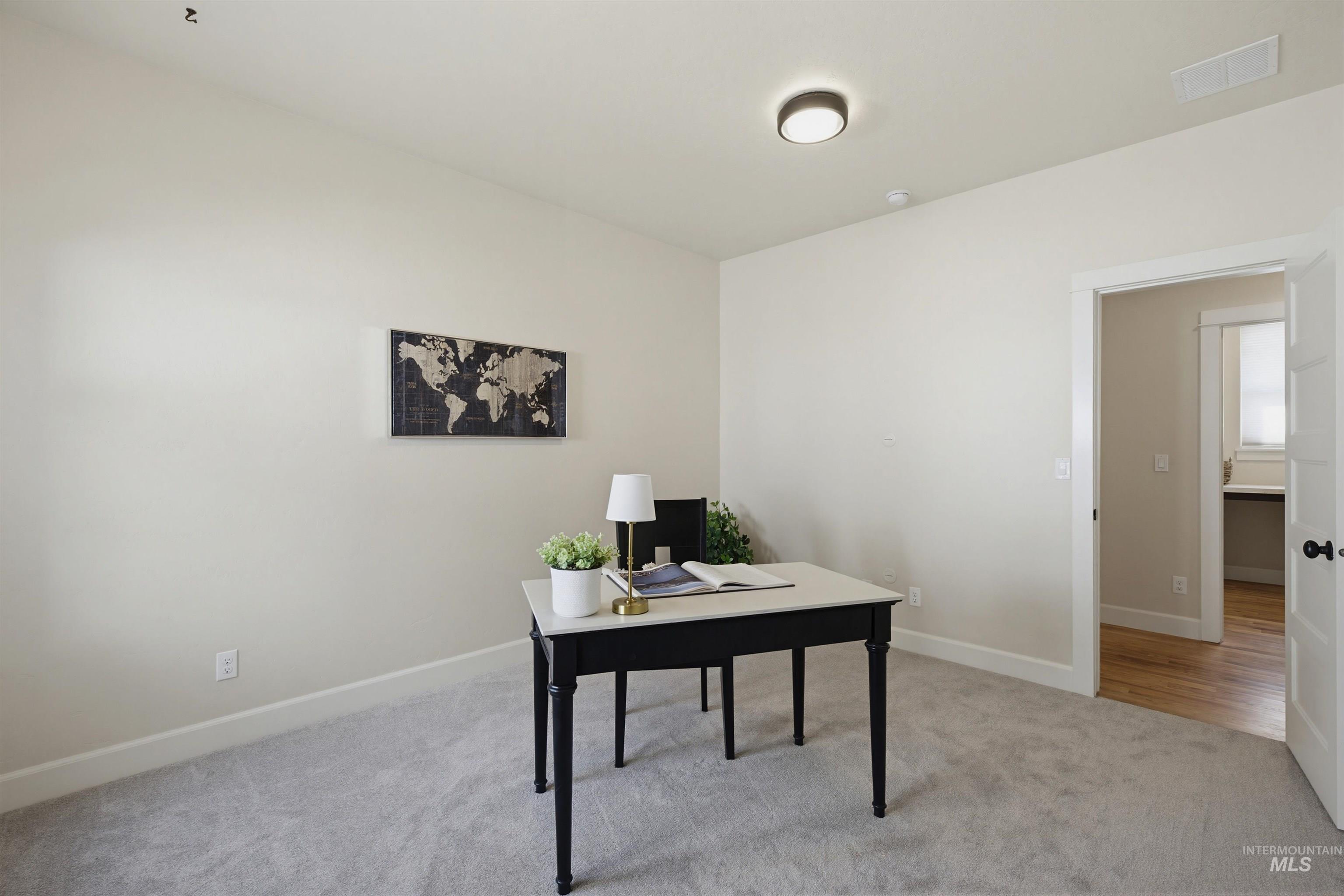 5563 N Mitchum Property Photo 18