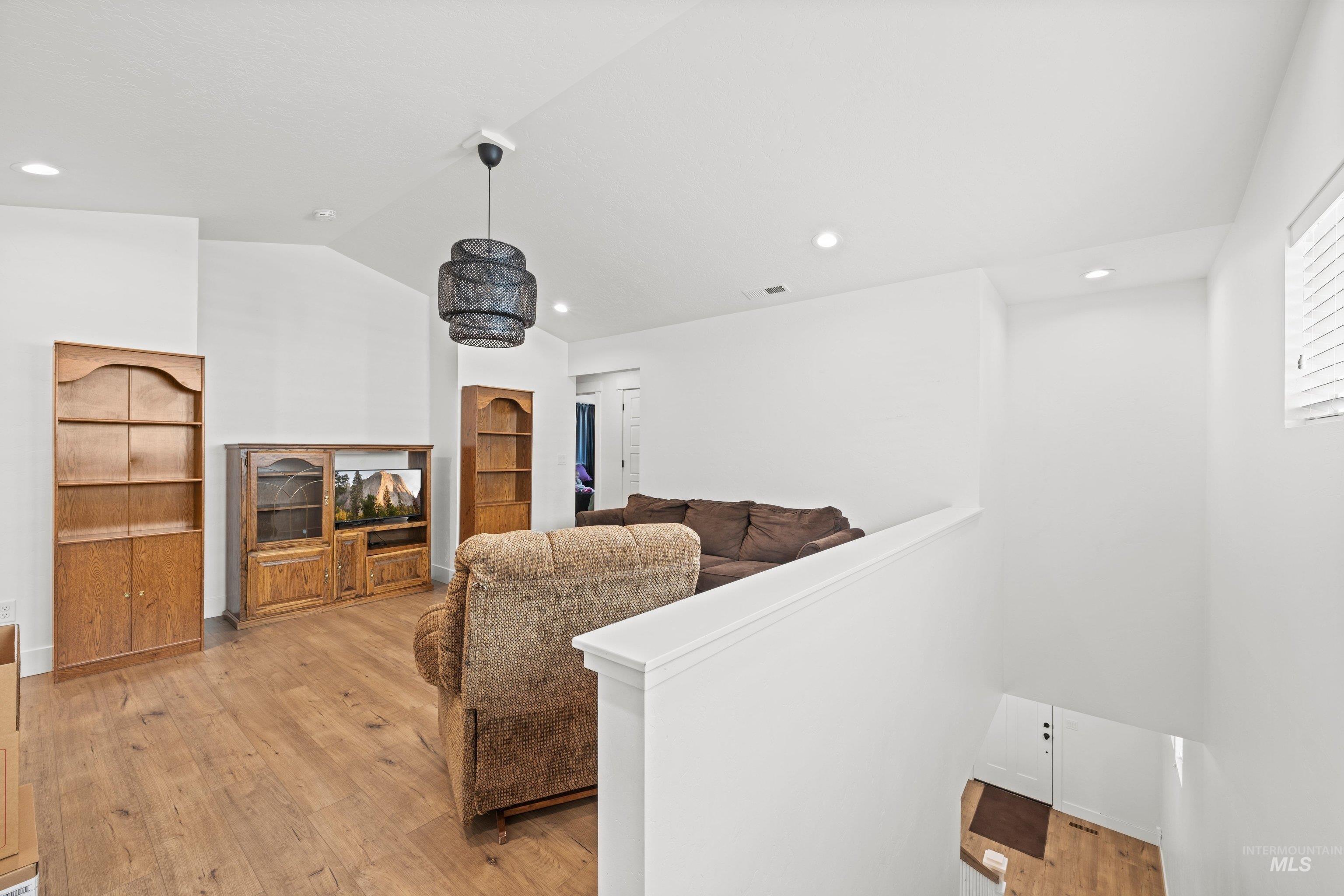 3455 E Collingwood Property Photo 23
