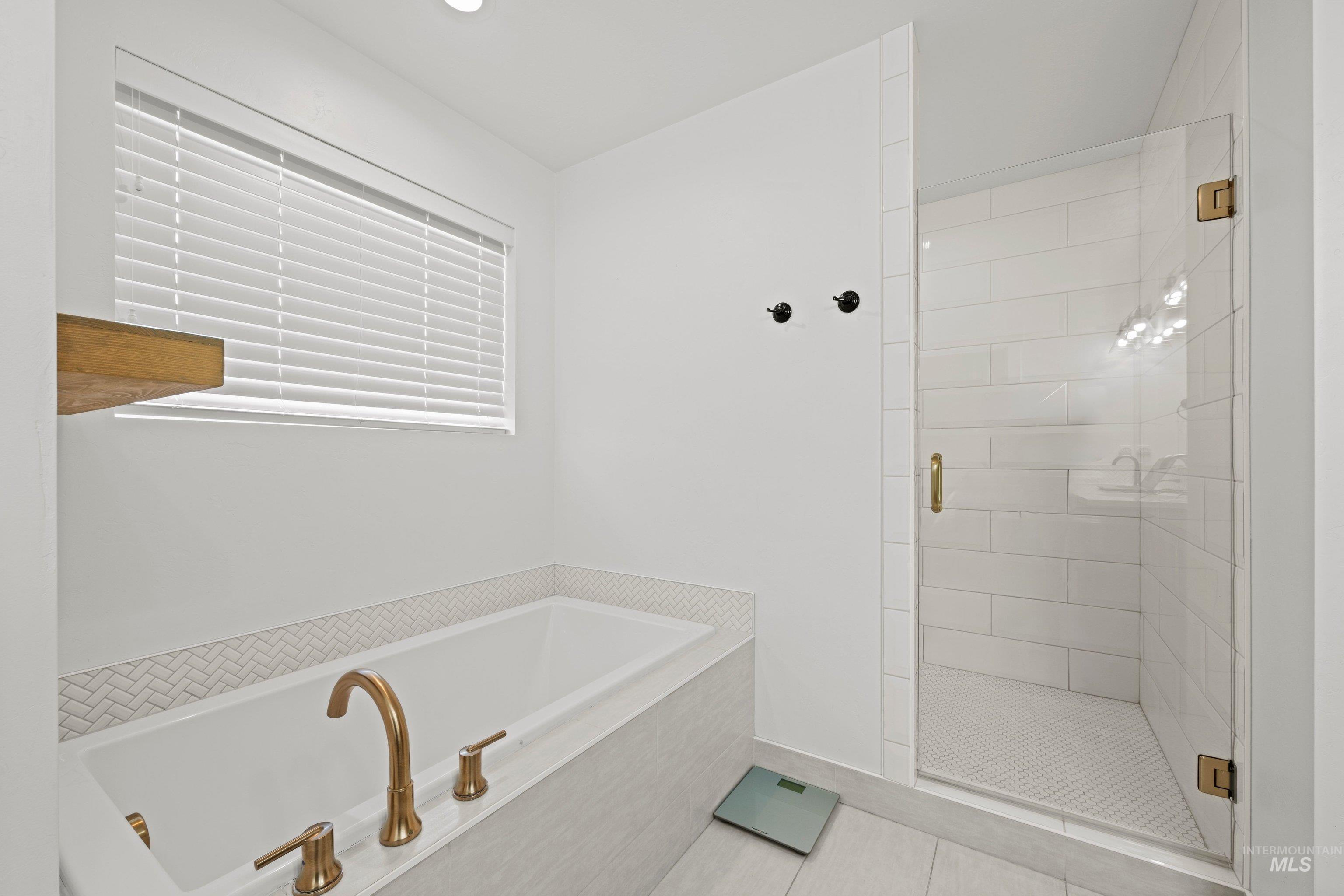 3455 E Collingwood Property Photo 25