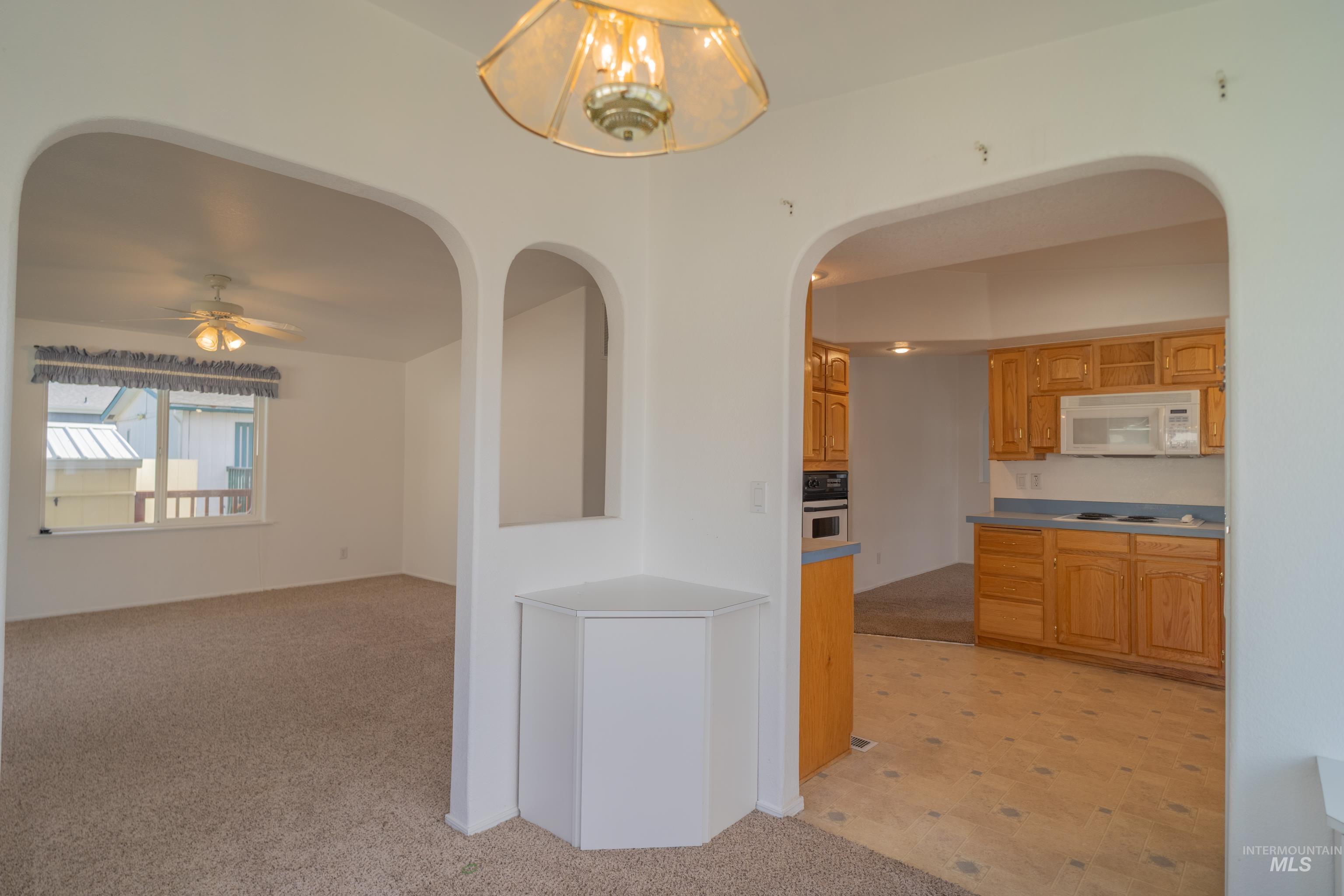 2115 6th Ave. Property Photo 6