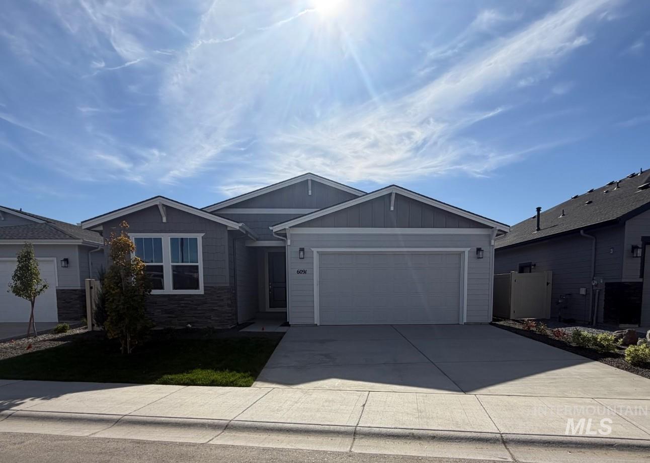 6091 W Parachute Dr Property Photo