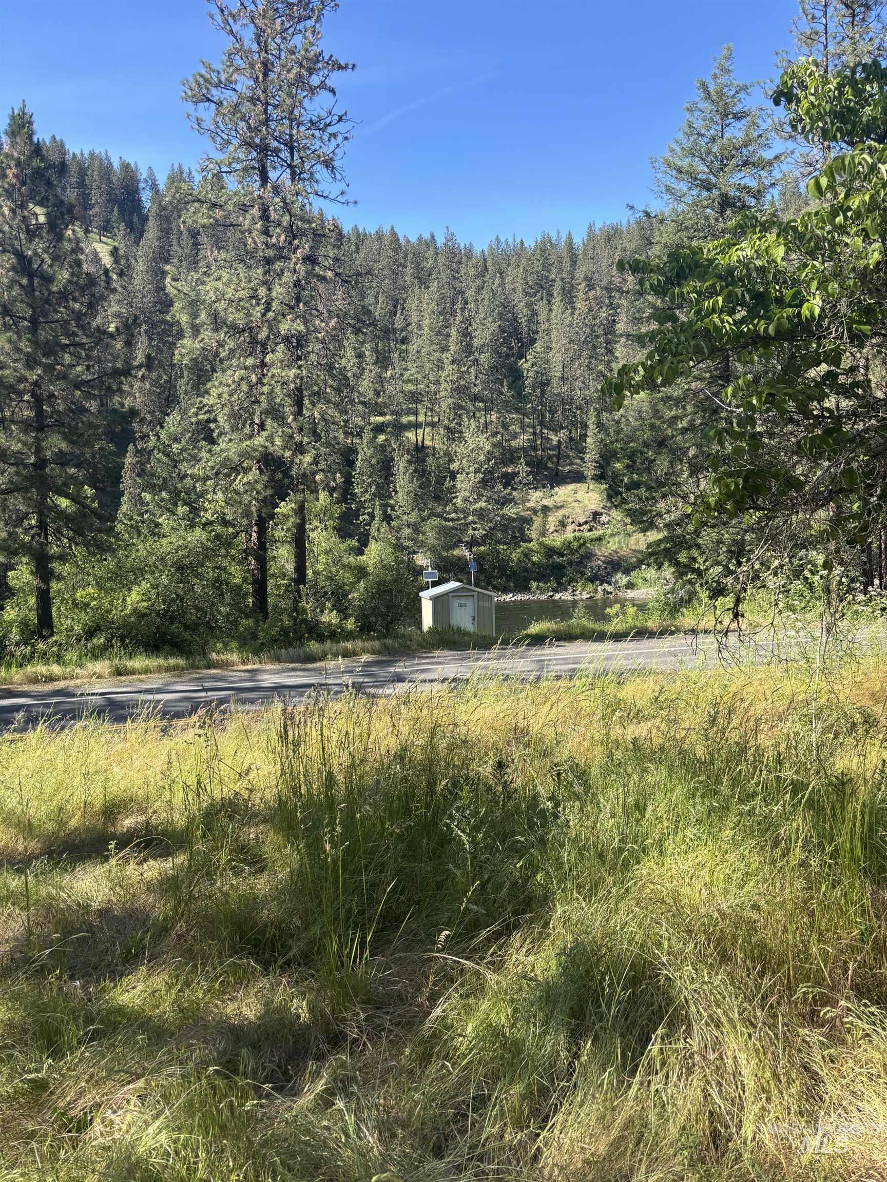46582 Highway 12 Property Photo 15