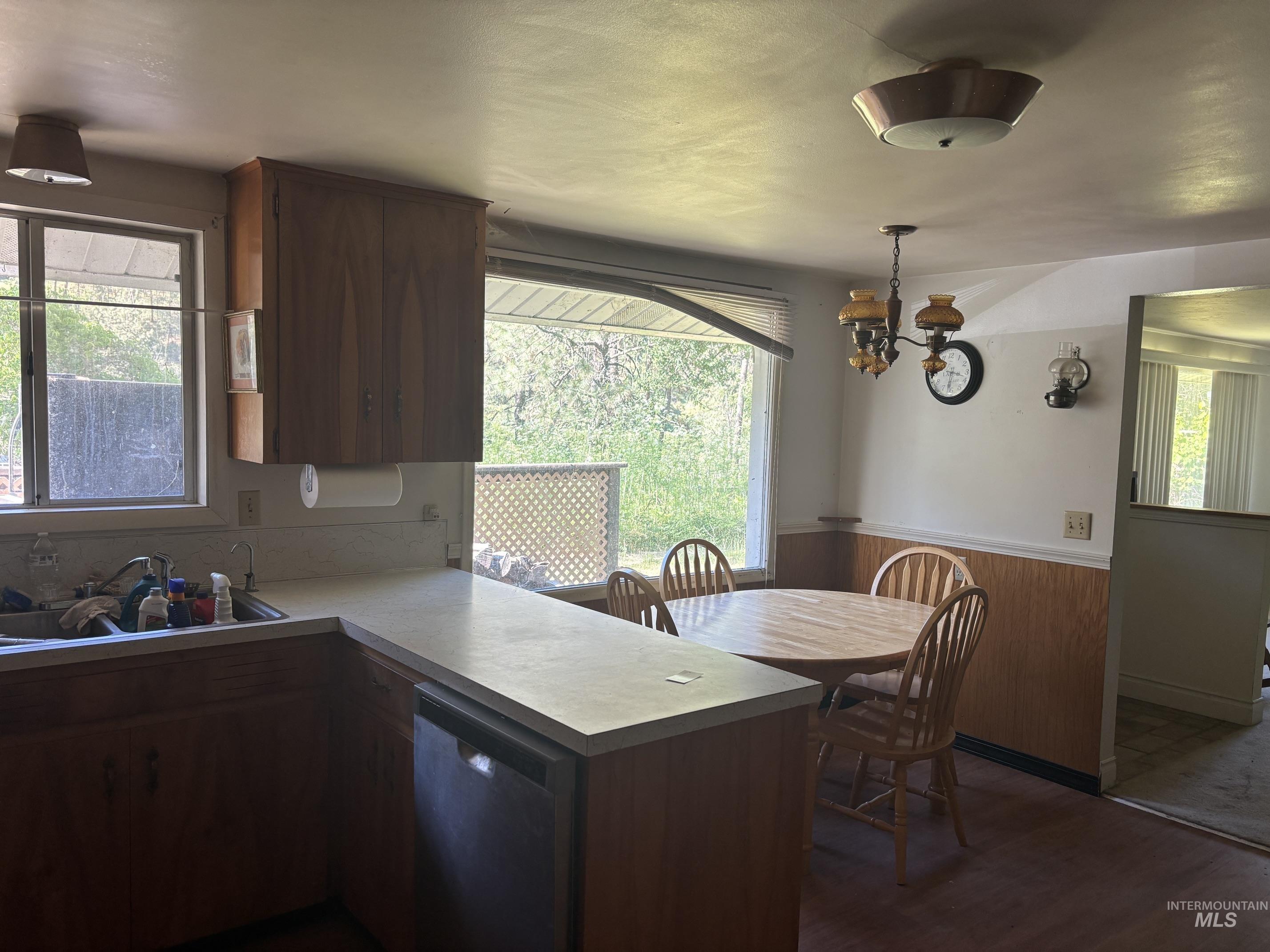 46582 Highway 12 Property Photo 23
