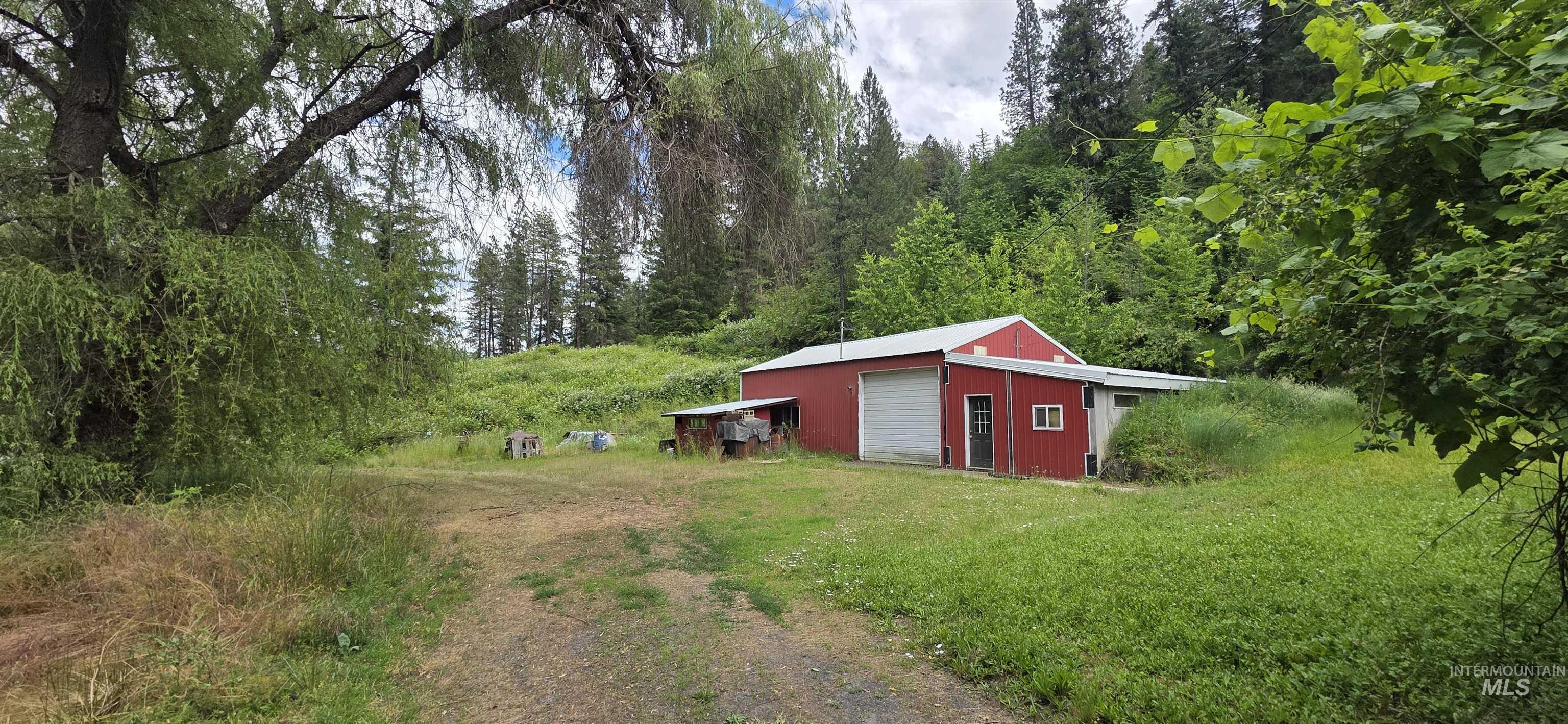 46582 Highway 12 Property Photo 31