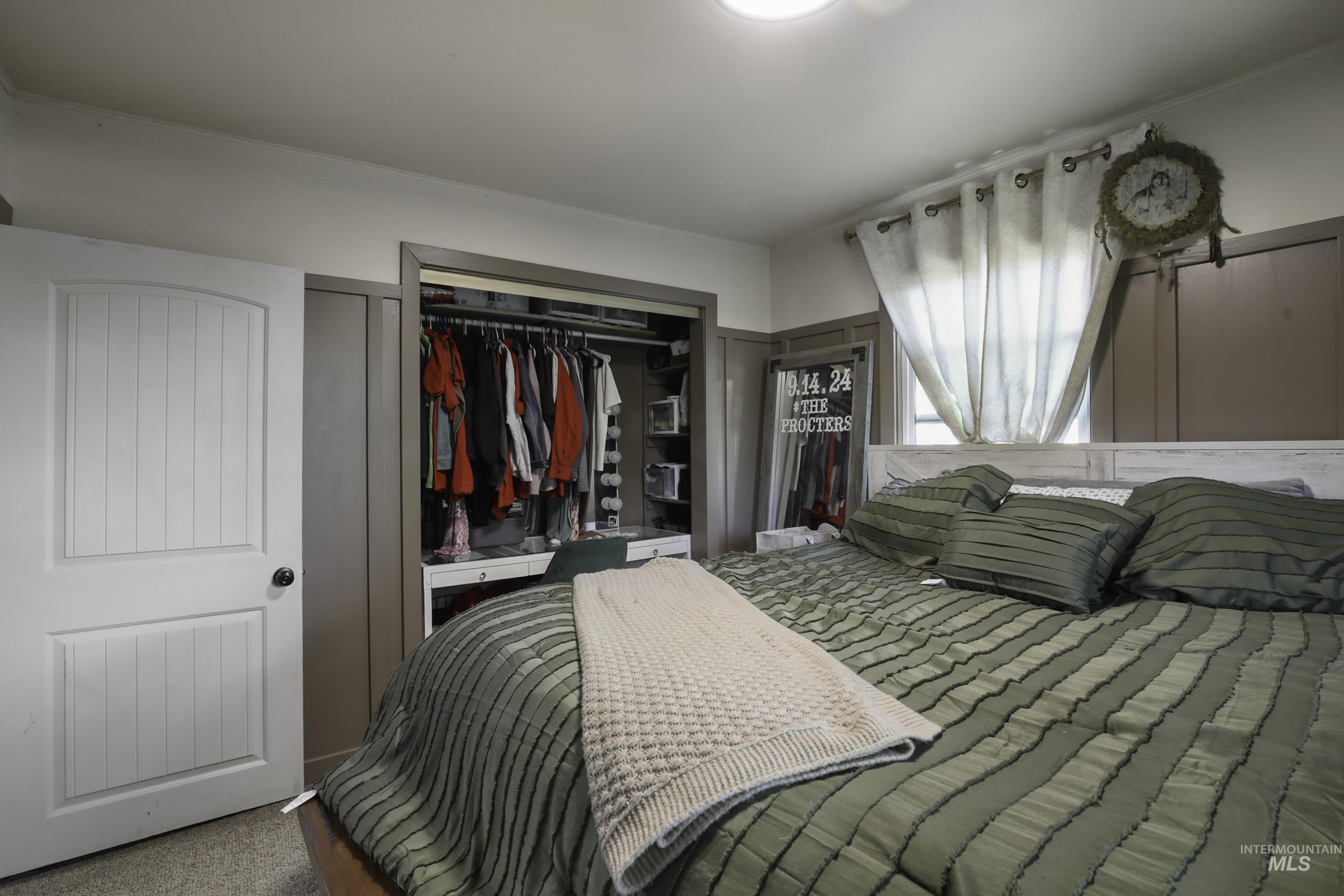 429 Burrell Ave. Property Photo 15