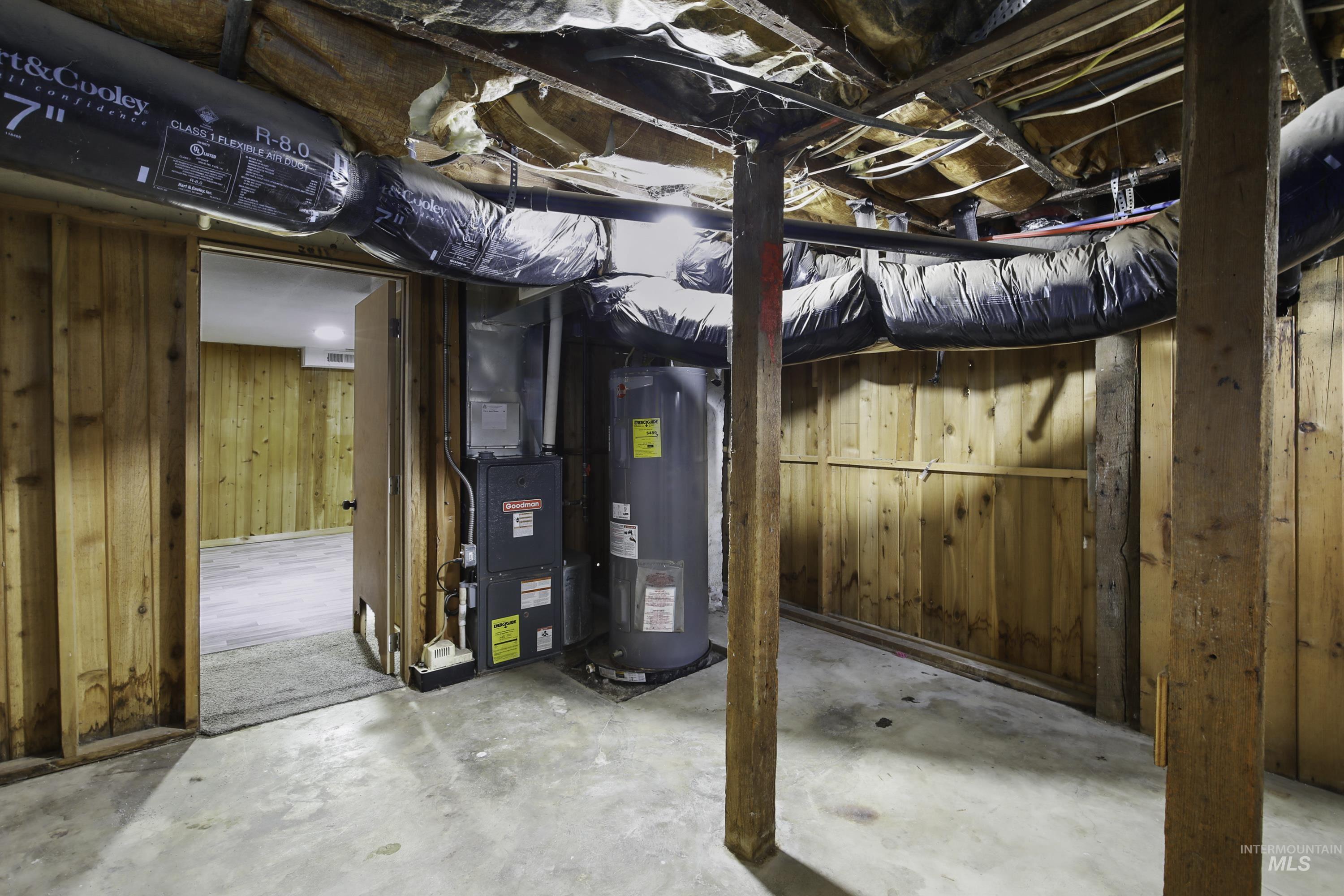 429 Burrell Ave. Property Photo 29