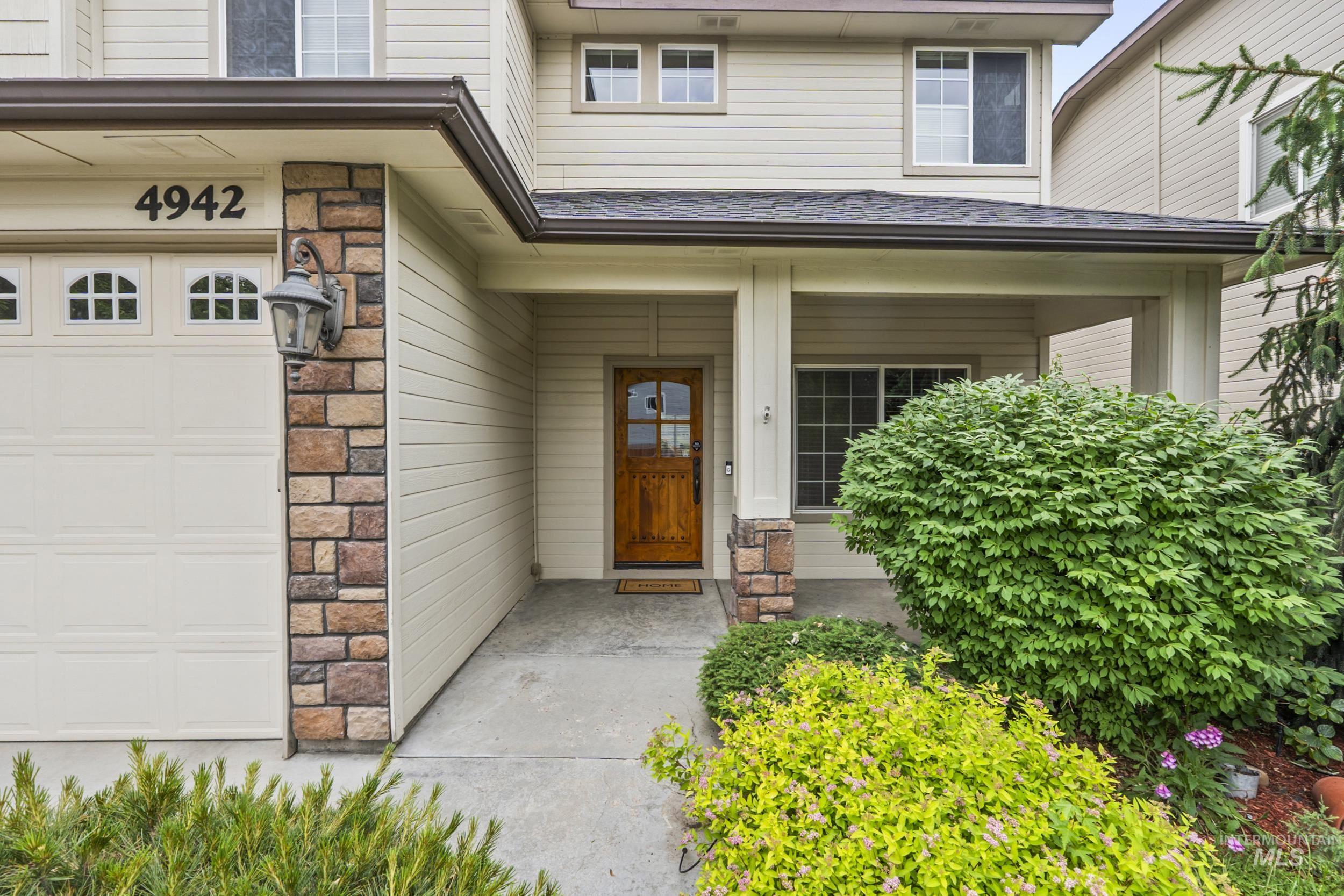4942 N Wild Goose Way Property Photo 3