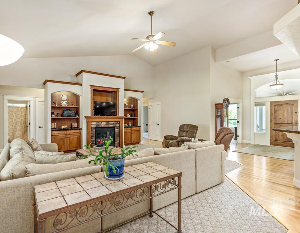 15387 Reminiscene Dr Property Photo 5