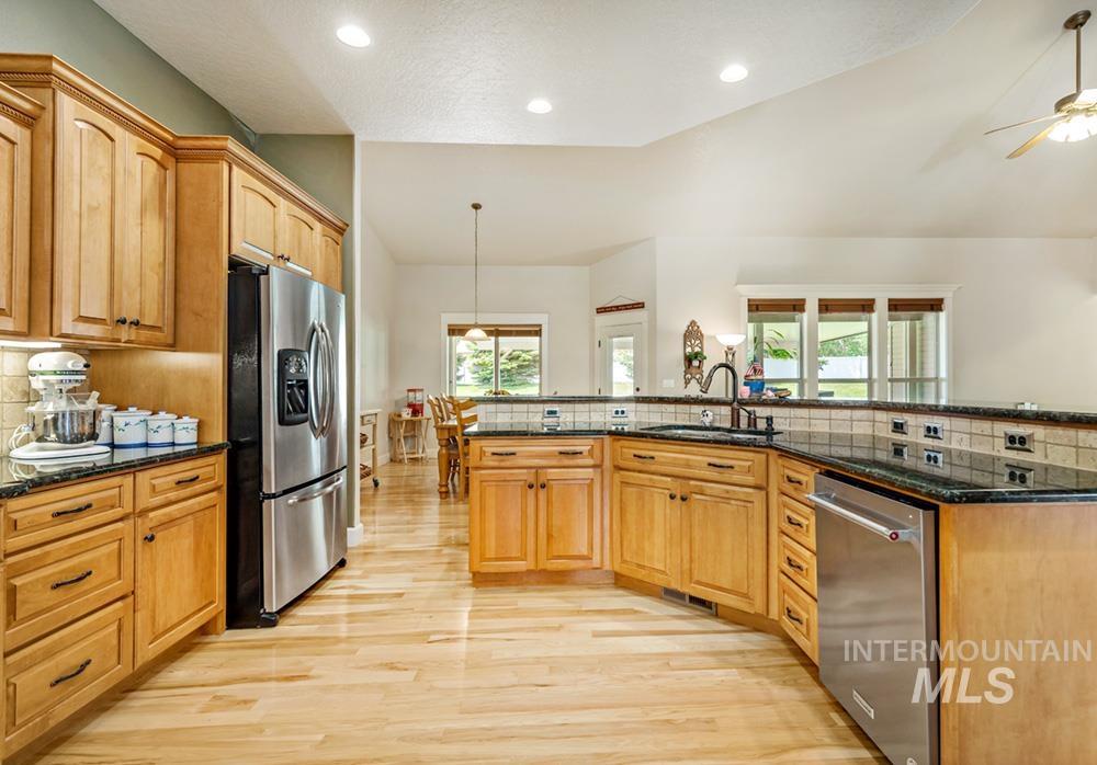 15387 Reminiscene Dr Property Photo 7