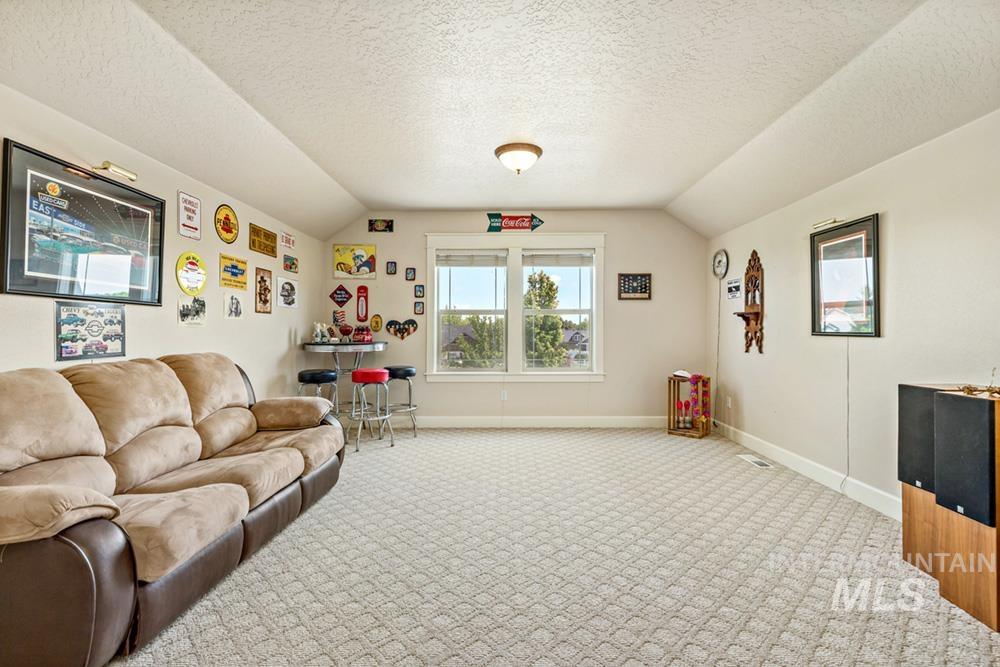 15387 Reminiscene Dr Property Photo 16