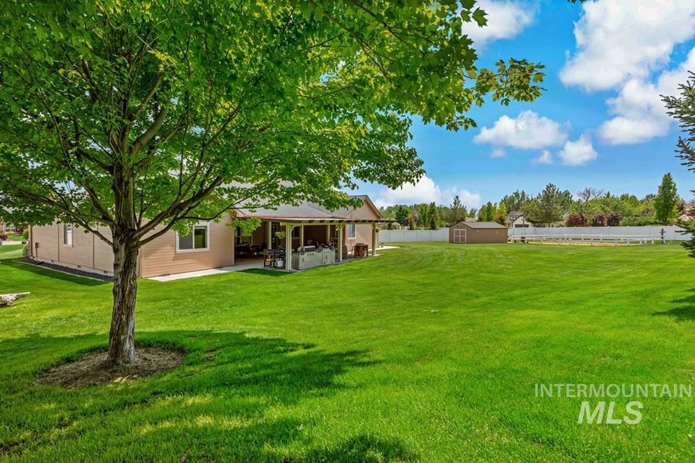 15387 Reminiscene Dr Property Photo 21