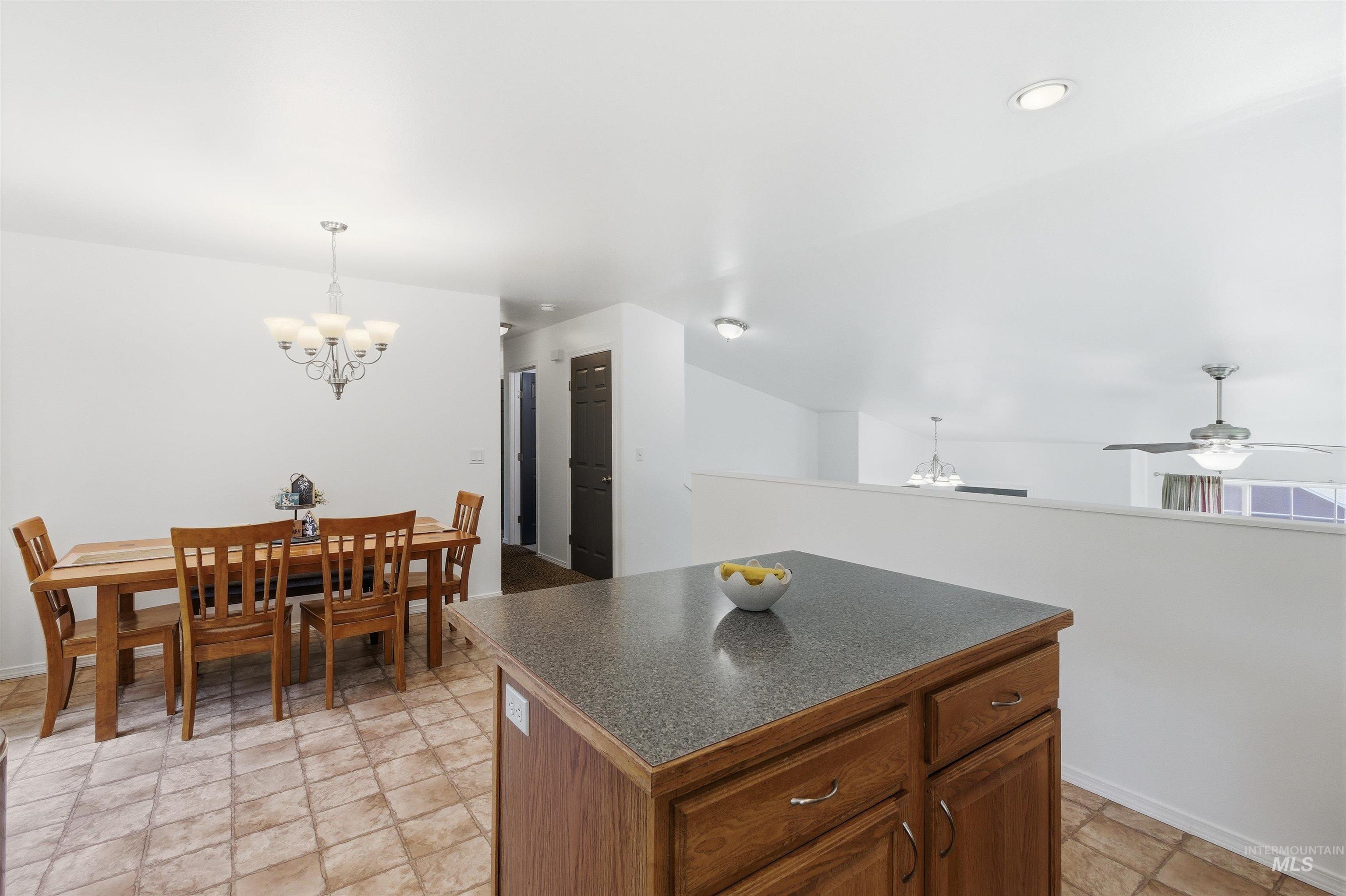 483 E Valleyview Avenue Property Photo 13