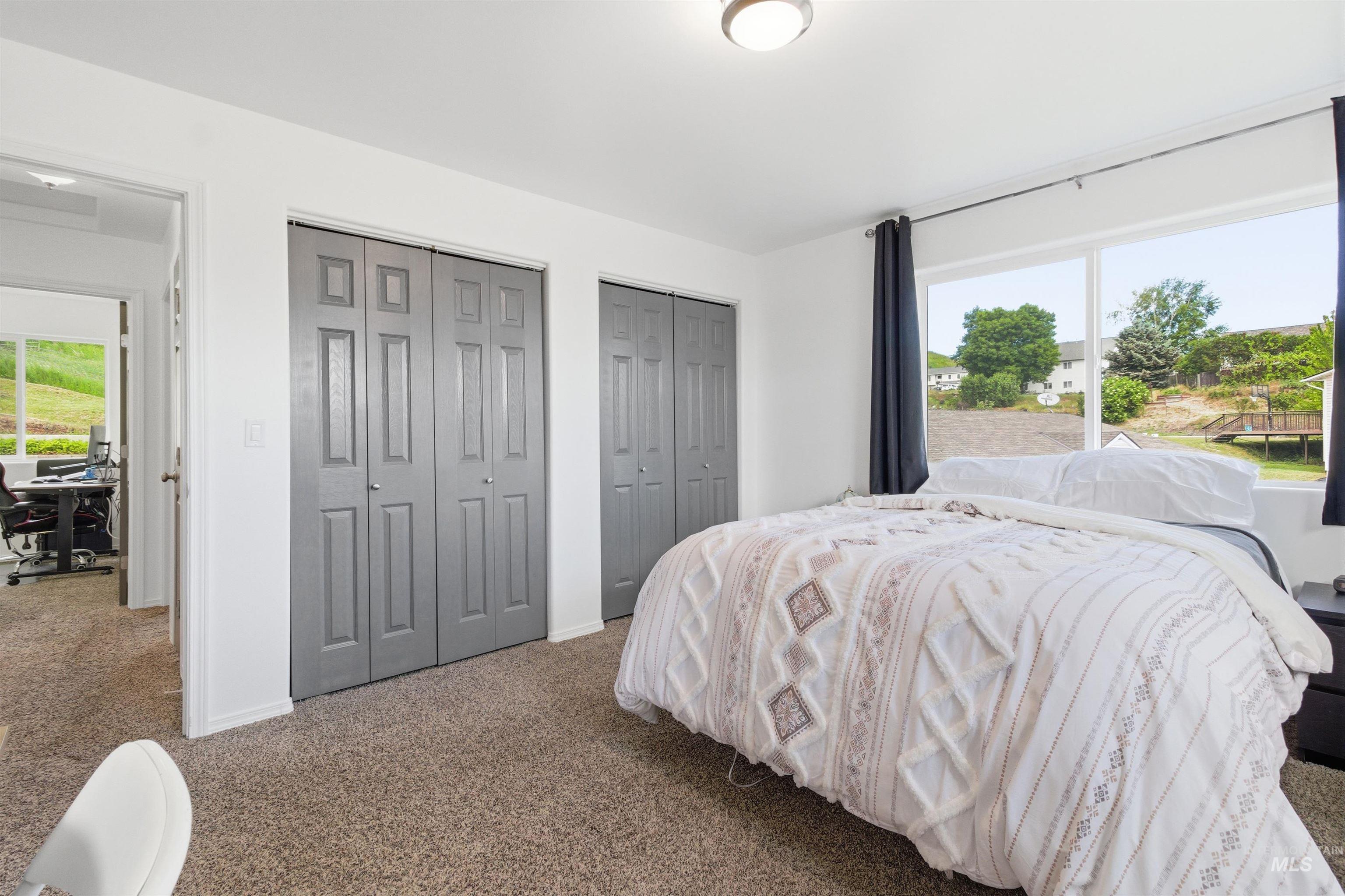483 E Valleyview Avenue Property Photo 26