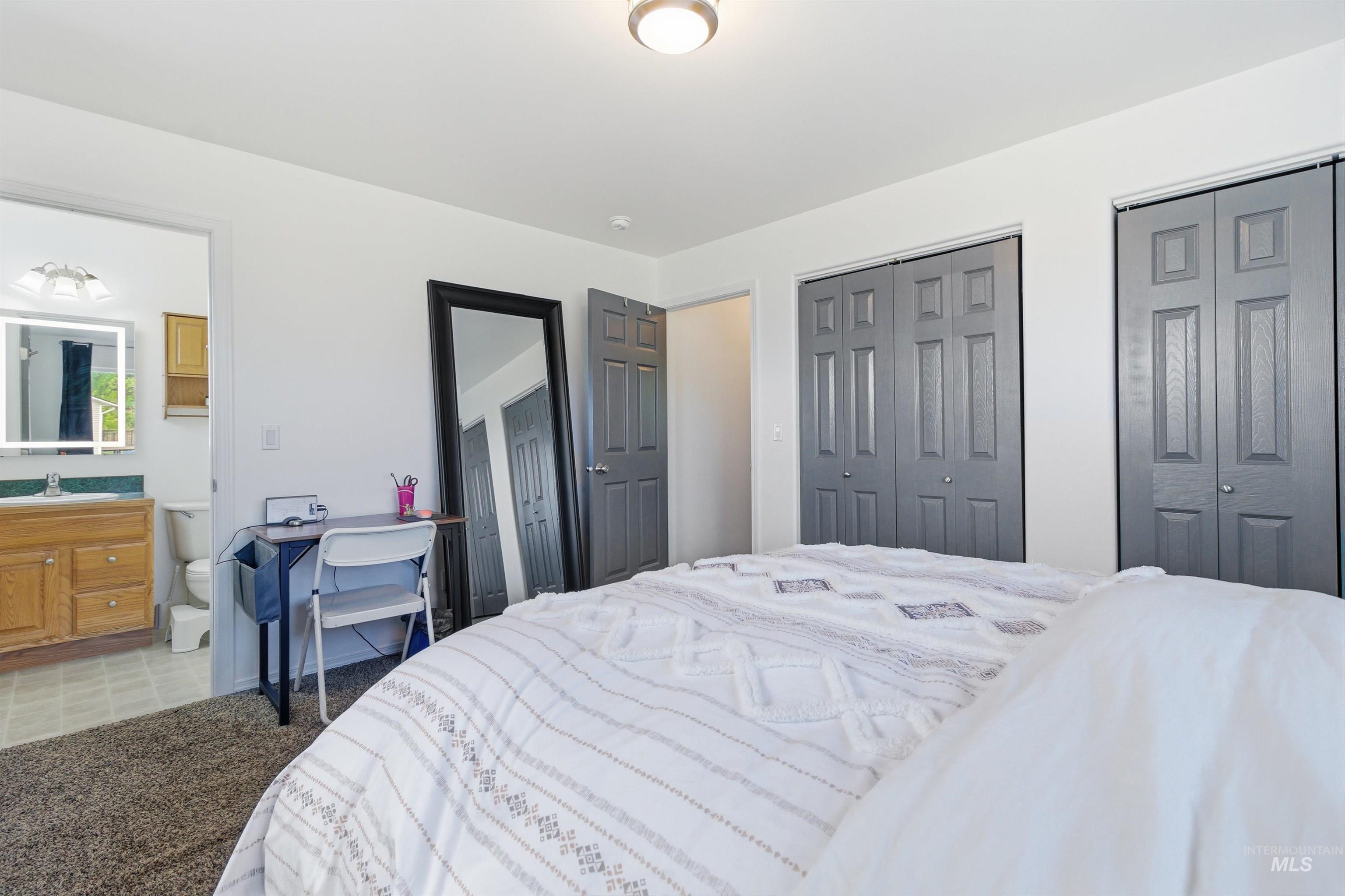 483 E Valleyview Avenue Property Photo 27