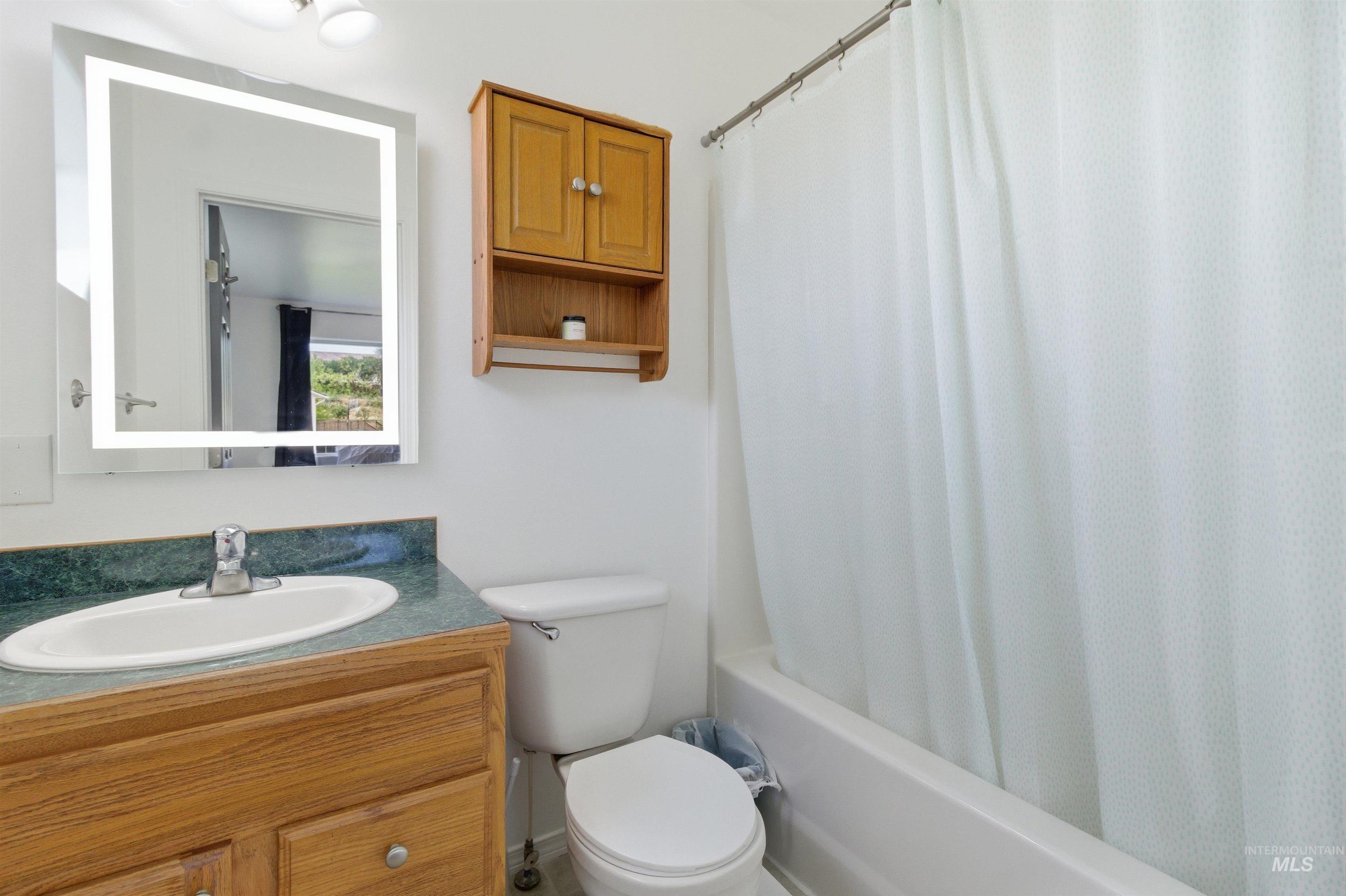 483 E Valleyview Avenue Property Photo 28