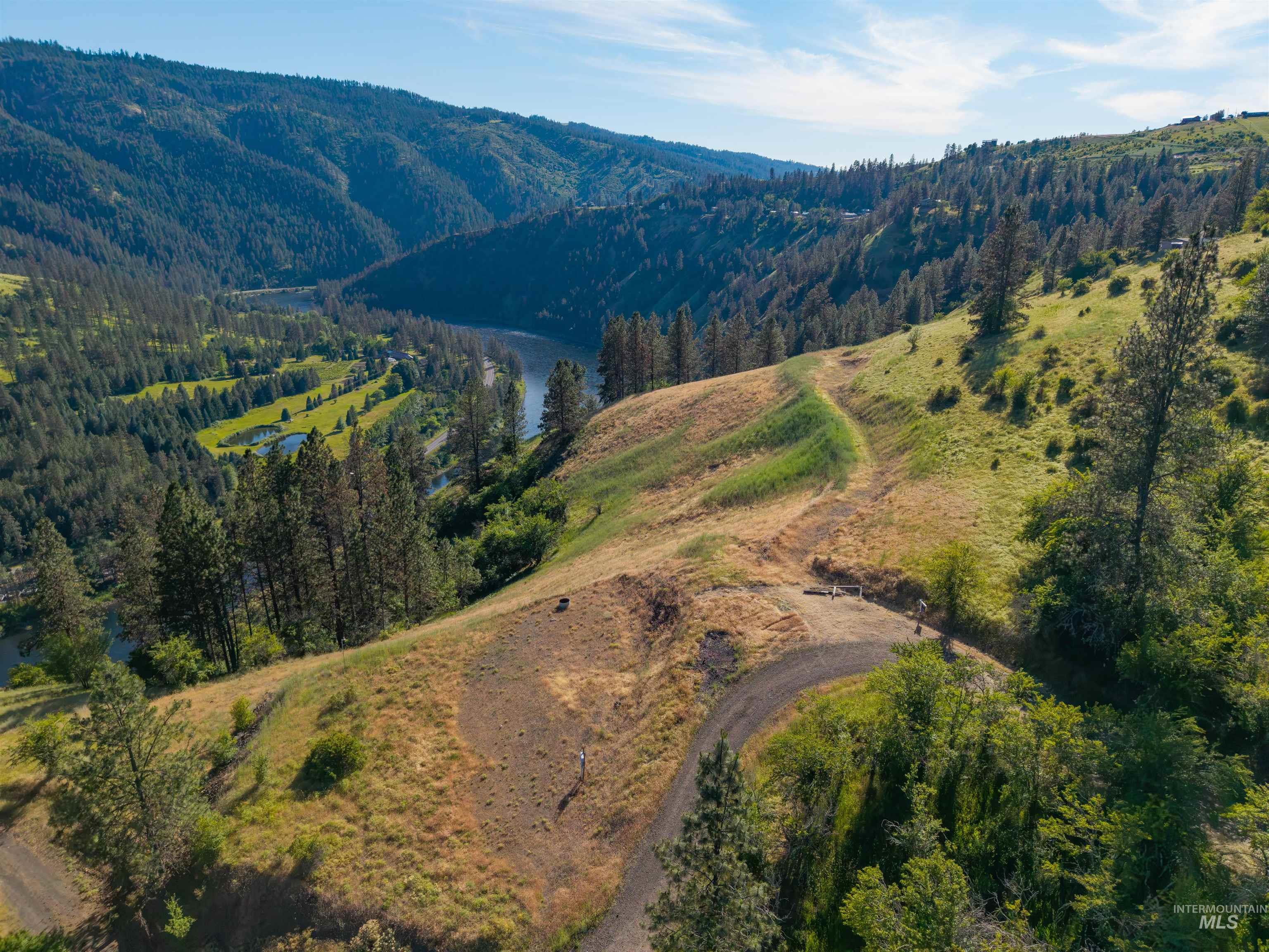 618 Old Peck Grade Property Photo 16