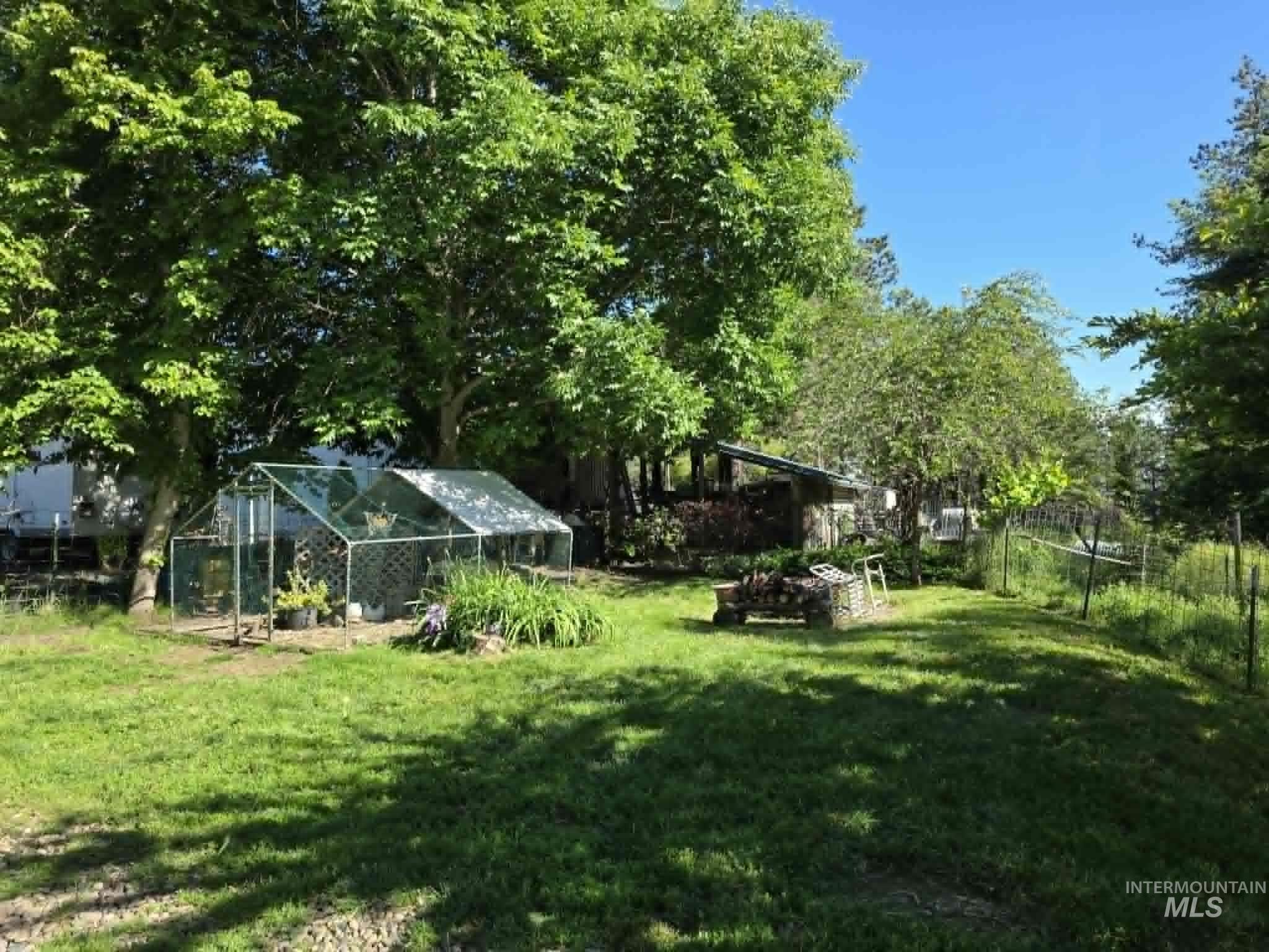 3871 Lakeview Road Property Photo 22