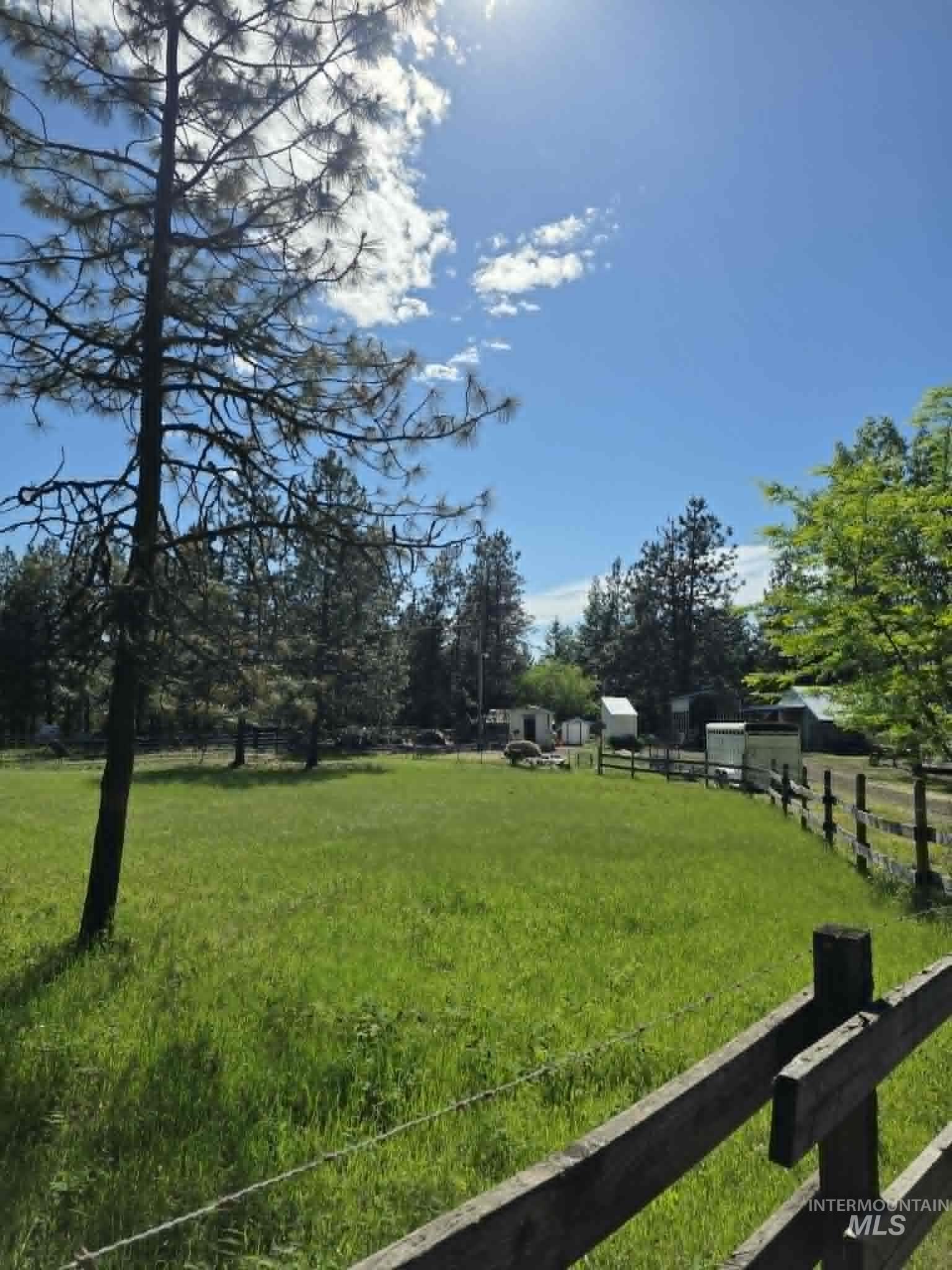 3871 Lakeview Road Property Photo 31
