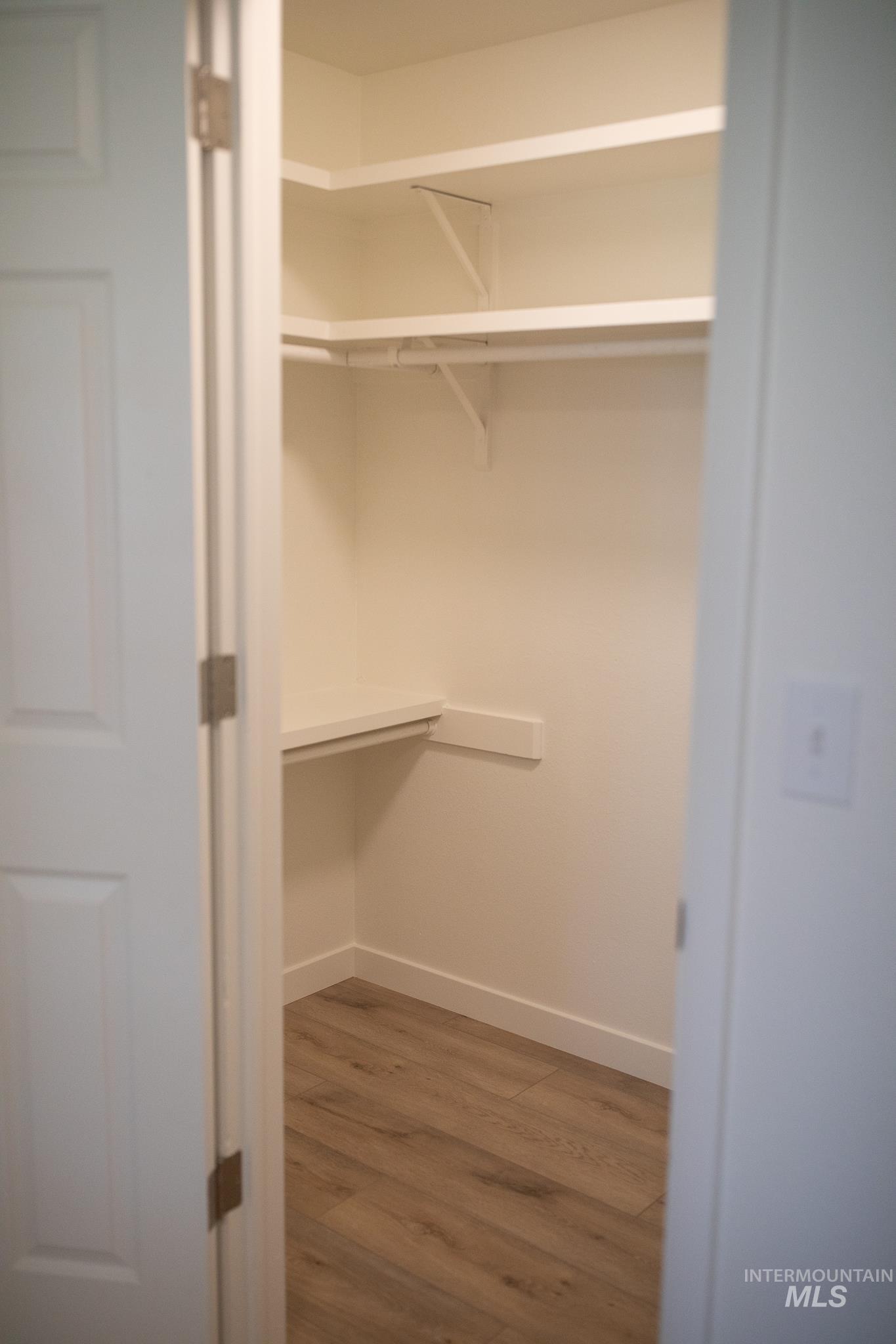 10423 W Barnsdale Dr Property Photo 18