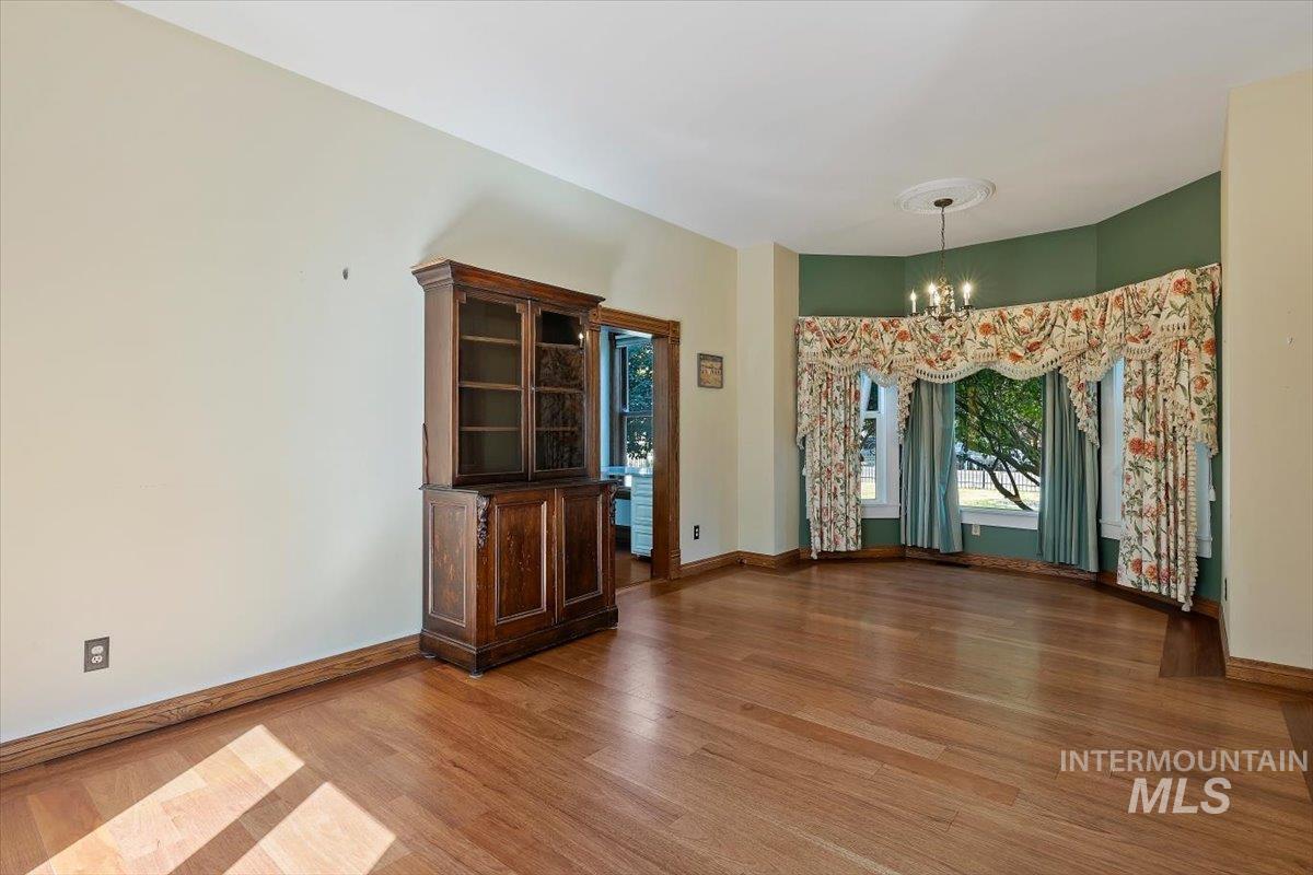 904 E Belmont St. Property Photo 7