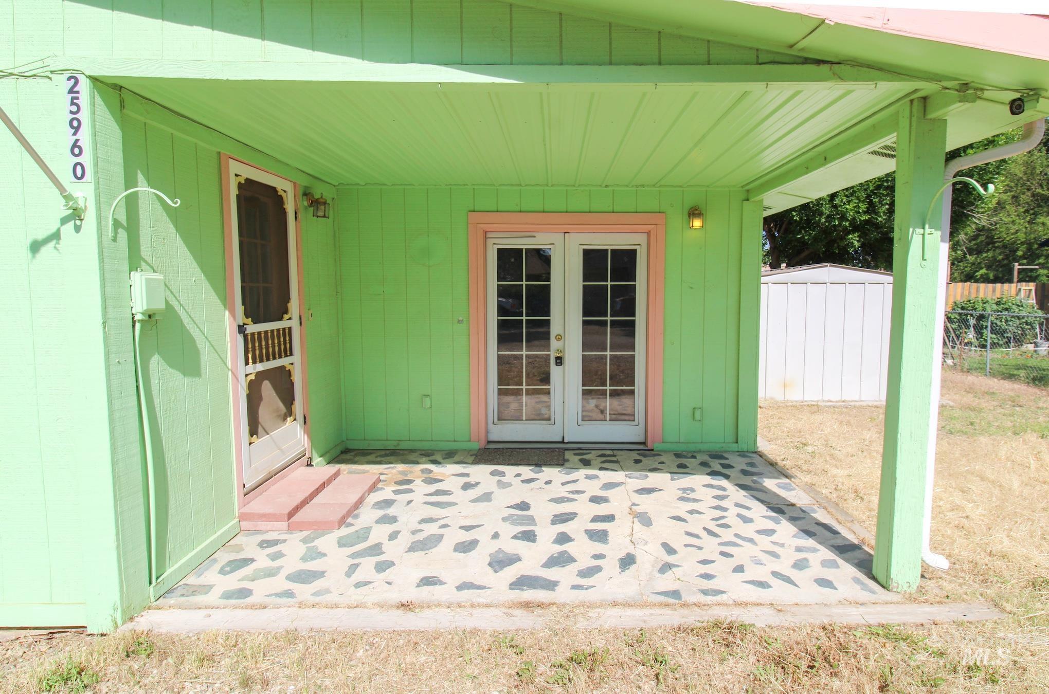 25960 Vermont St Property Photo 2