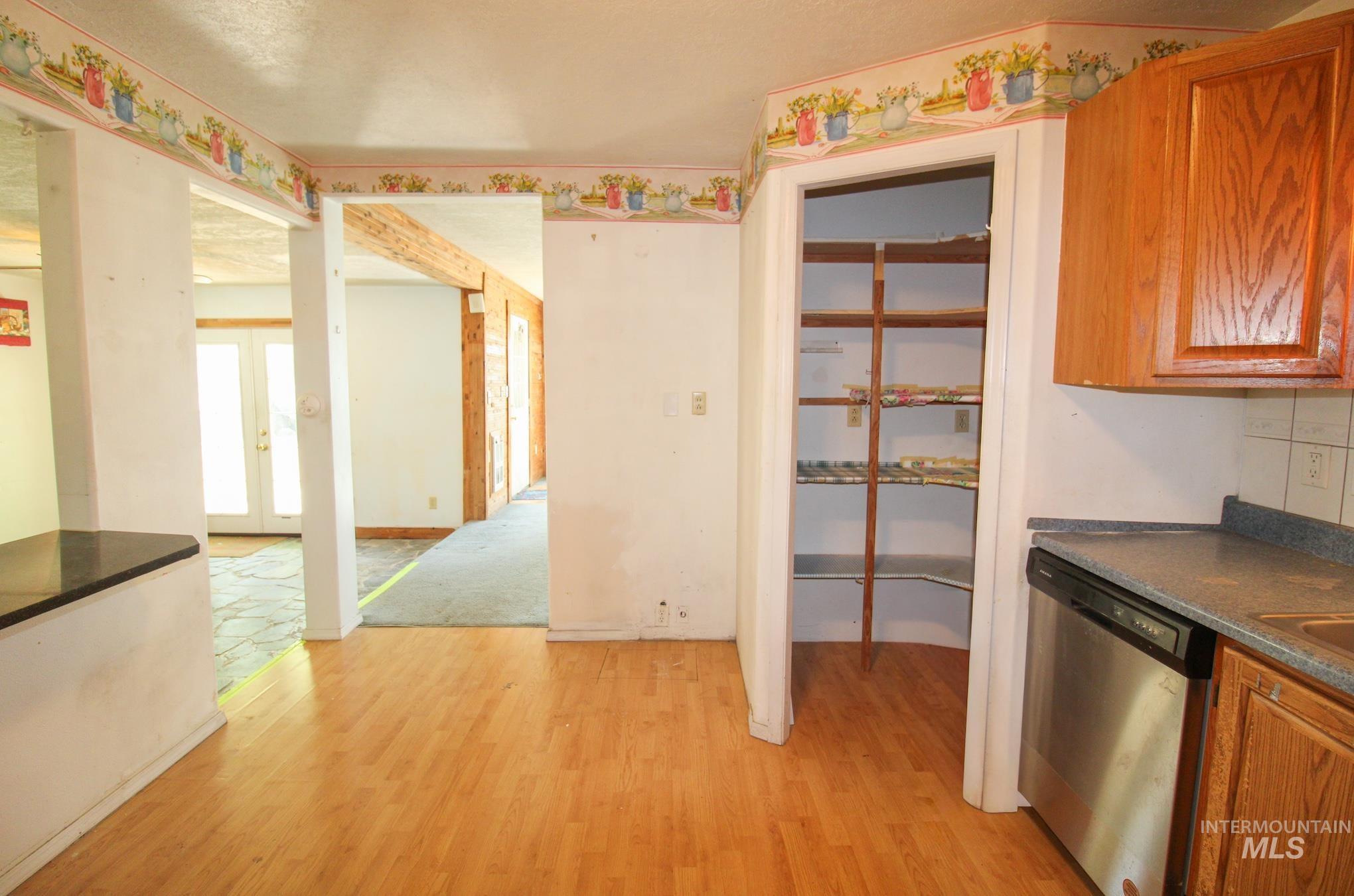 25960 Vermont St Property Photo 10