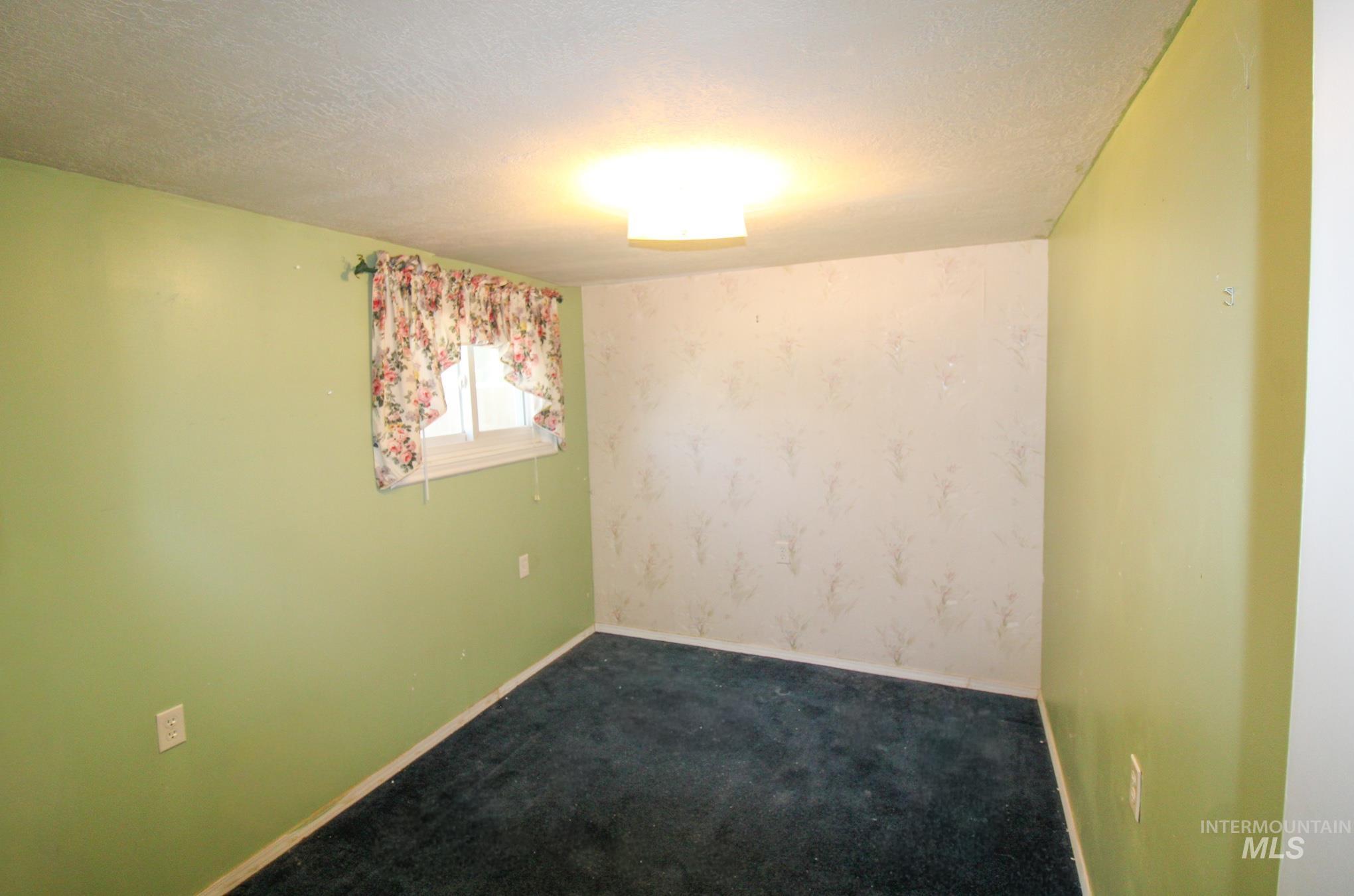 25960 Vermont St Property Photo 15