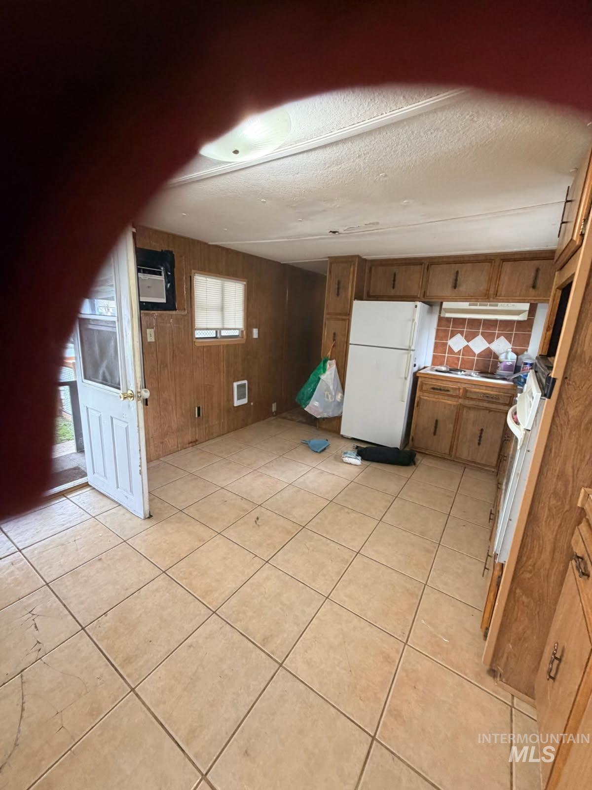 257 D Street Property Photo 7